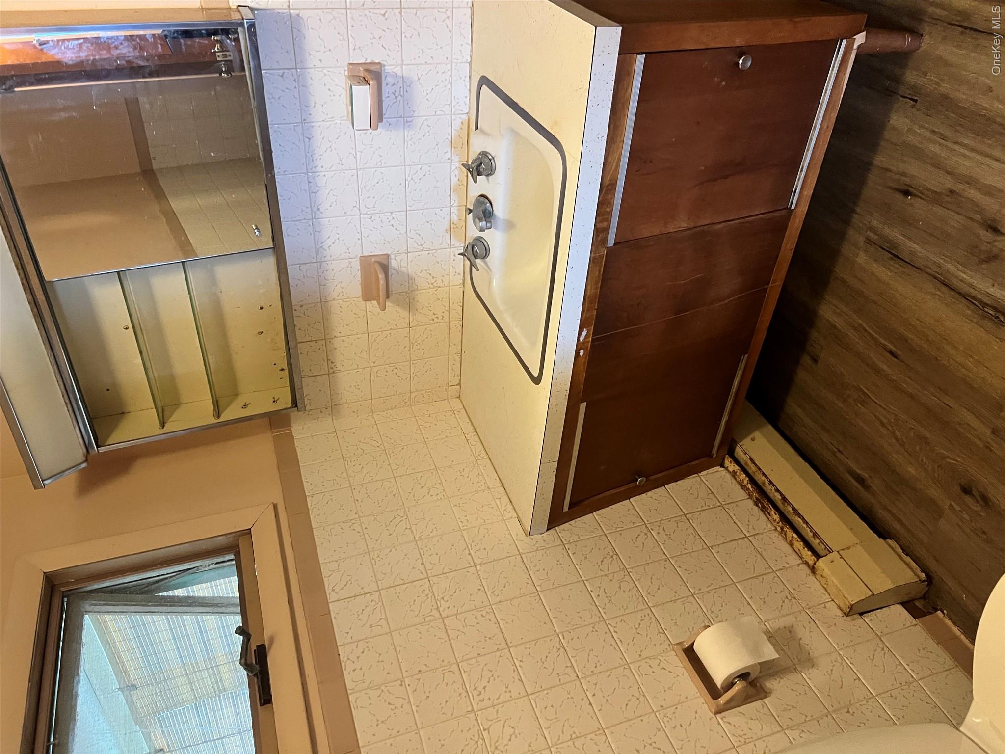 27 E Dorsey Lane Property Photo 14