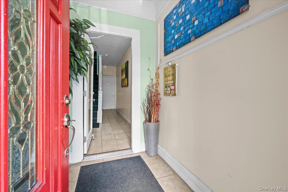 1373 Plimpton Avenue Property Photo 4