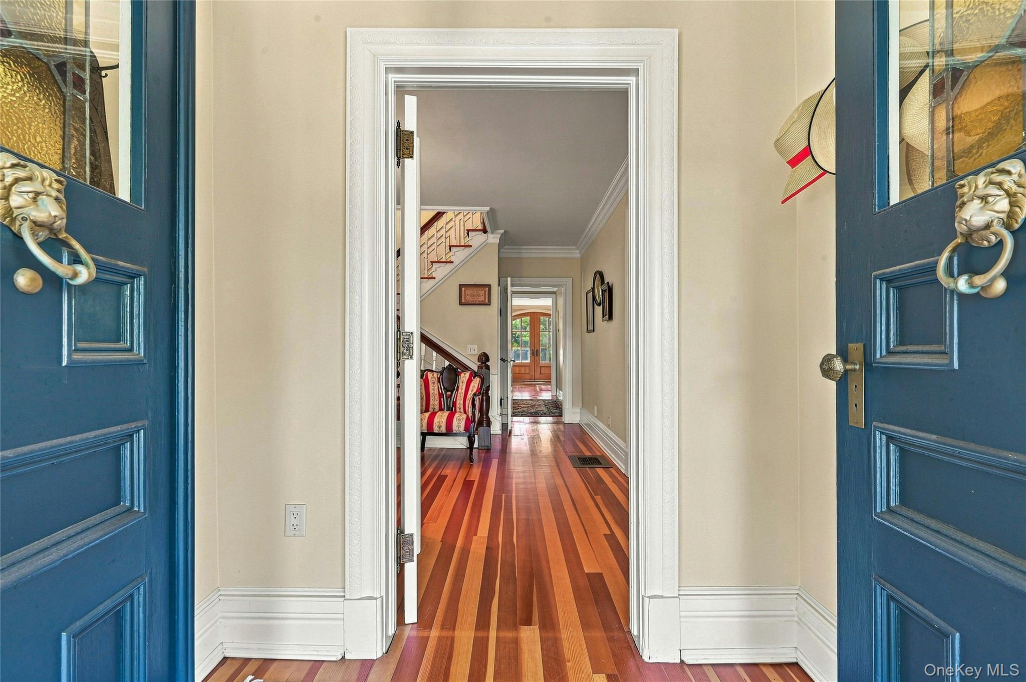 534 Main Street Property Photo 4