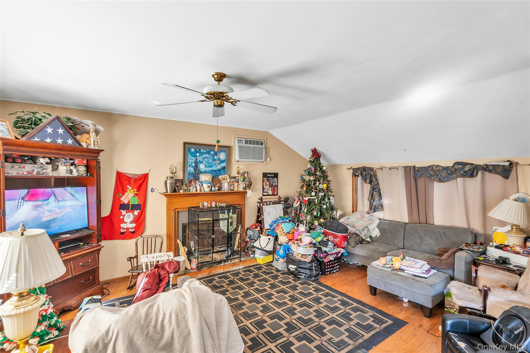 29 Hileen Drive Property Photo 4