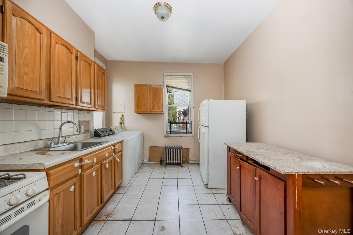 2693 Fulton Street Property Photo 15