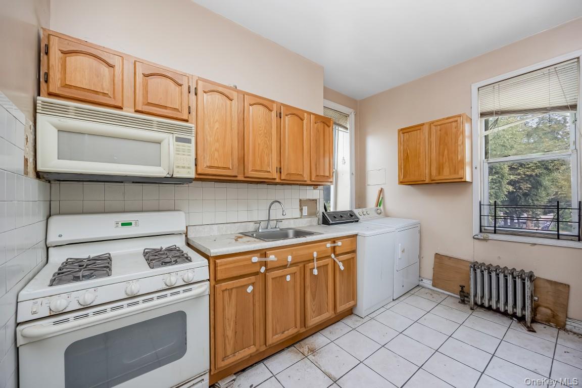 2693 Fulton Street Property Photo 16