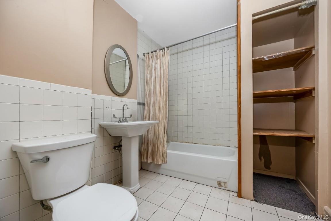 2693 Fulton Street Property Photo 24