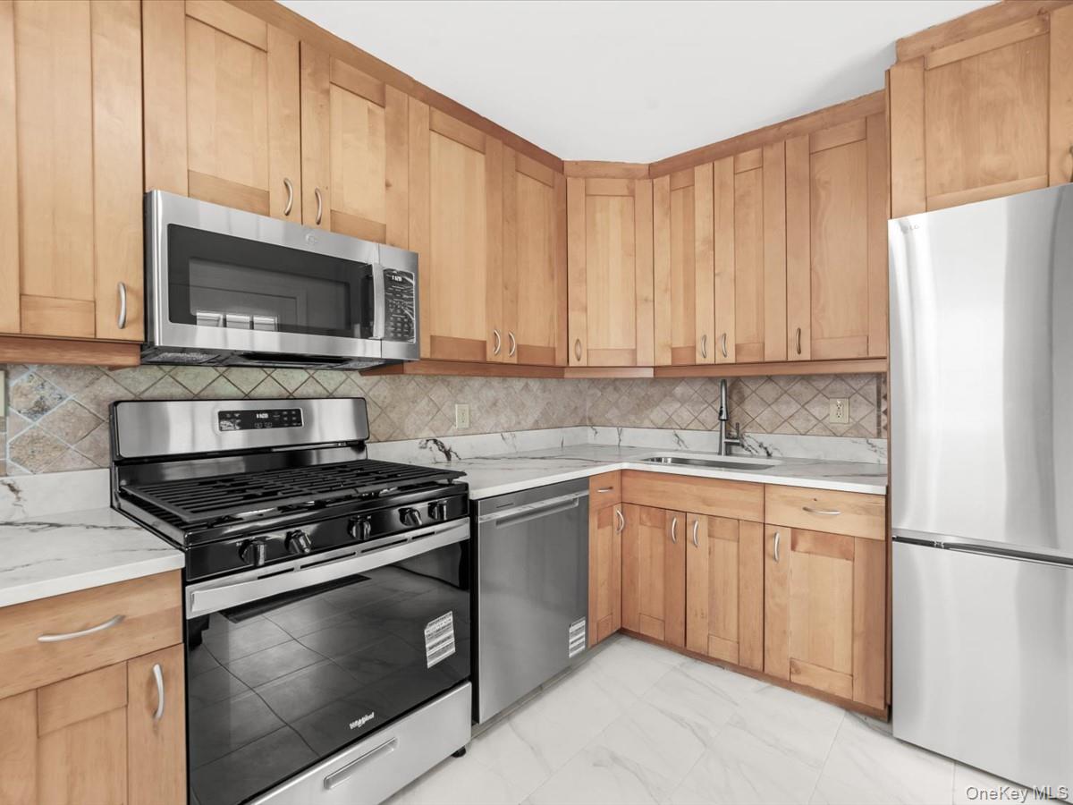 79-53 267th Street Property Photo 7