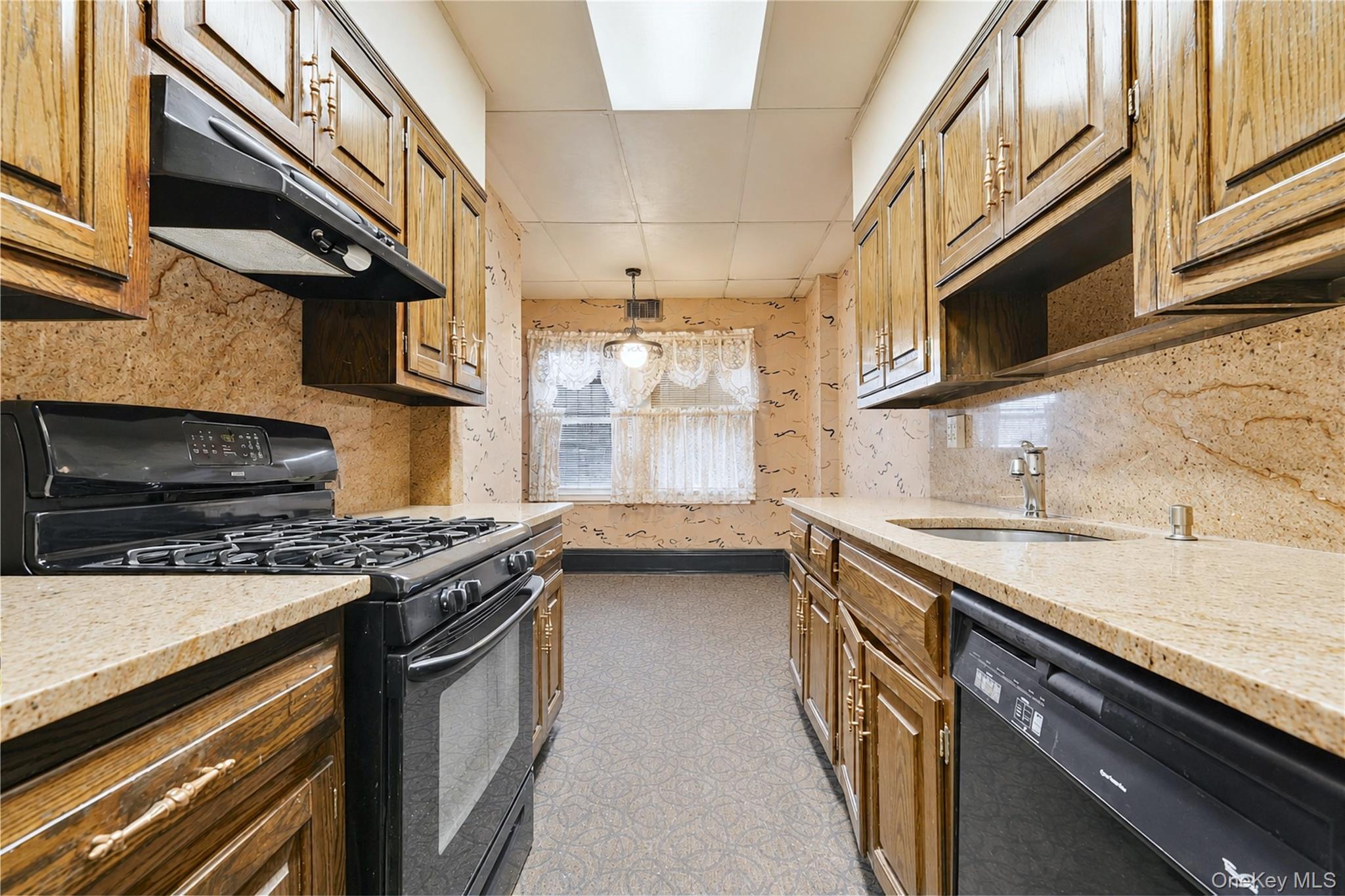 130-01 227th Street Property Photo 8