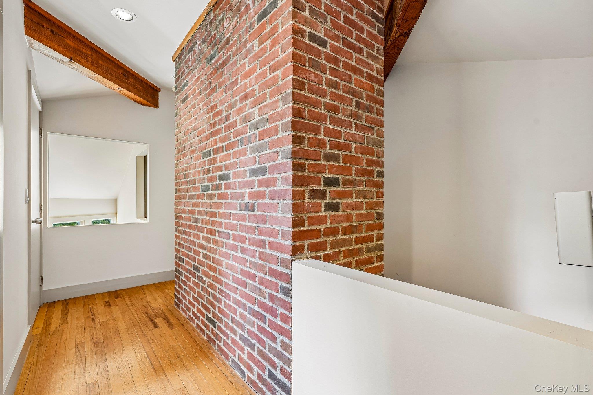 65 Colonial Avenue Property Photo 17