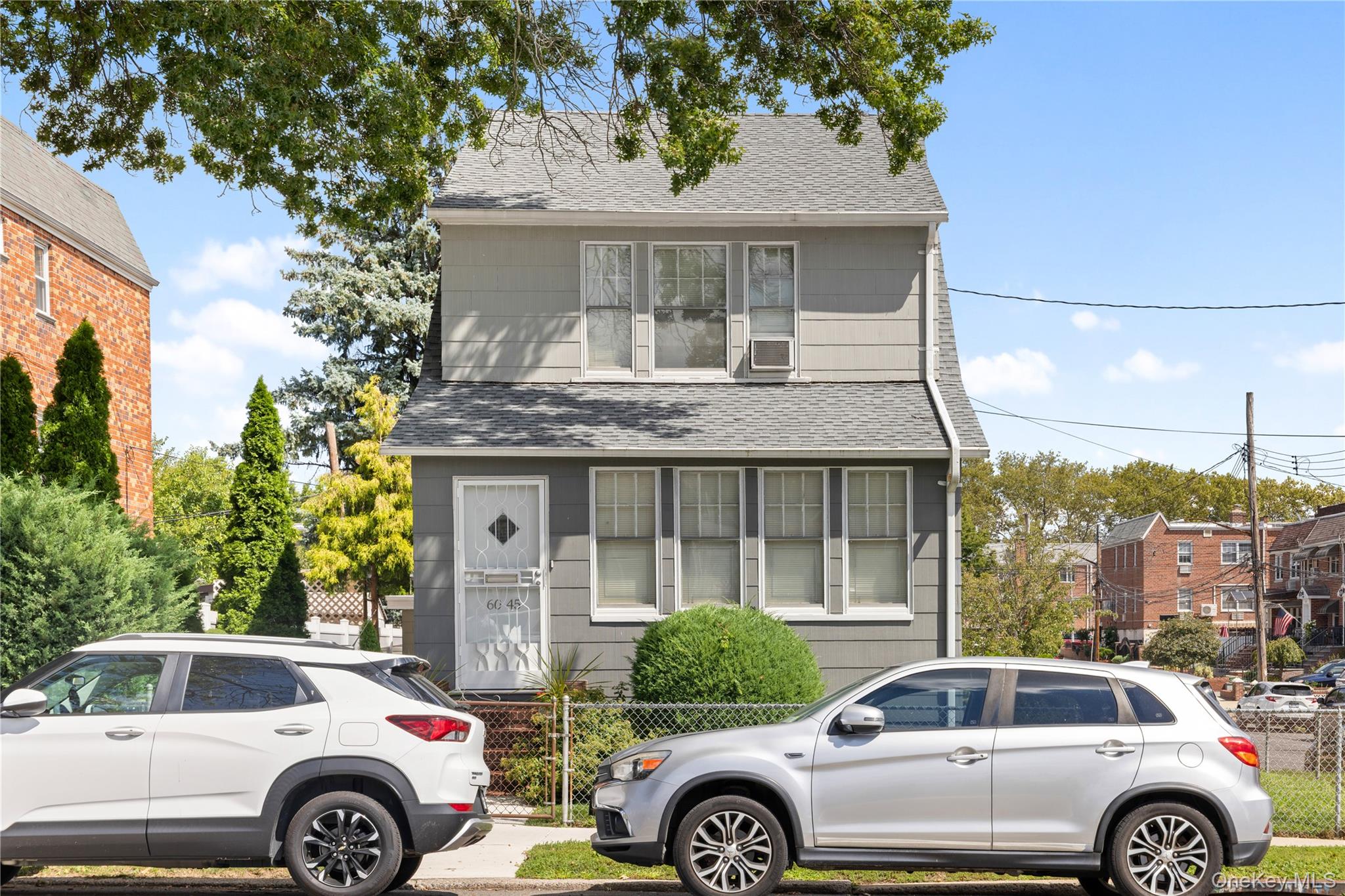 6045 69th Street Property Photo 1