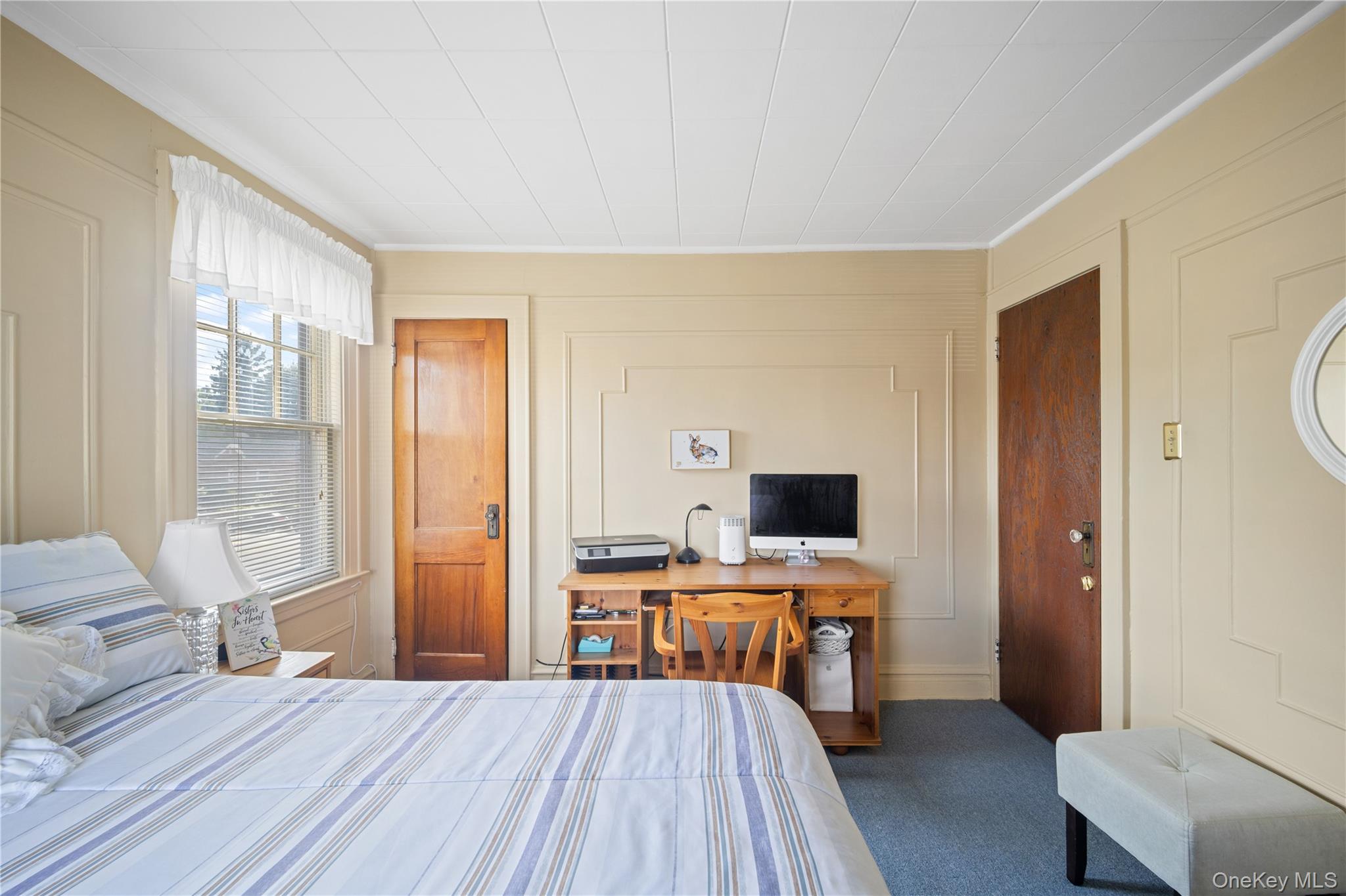 6045 69th Street Property Photo 14