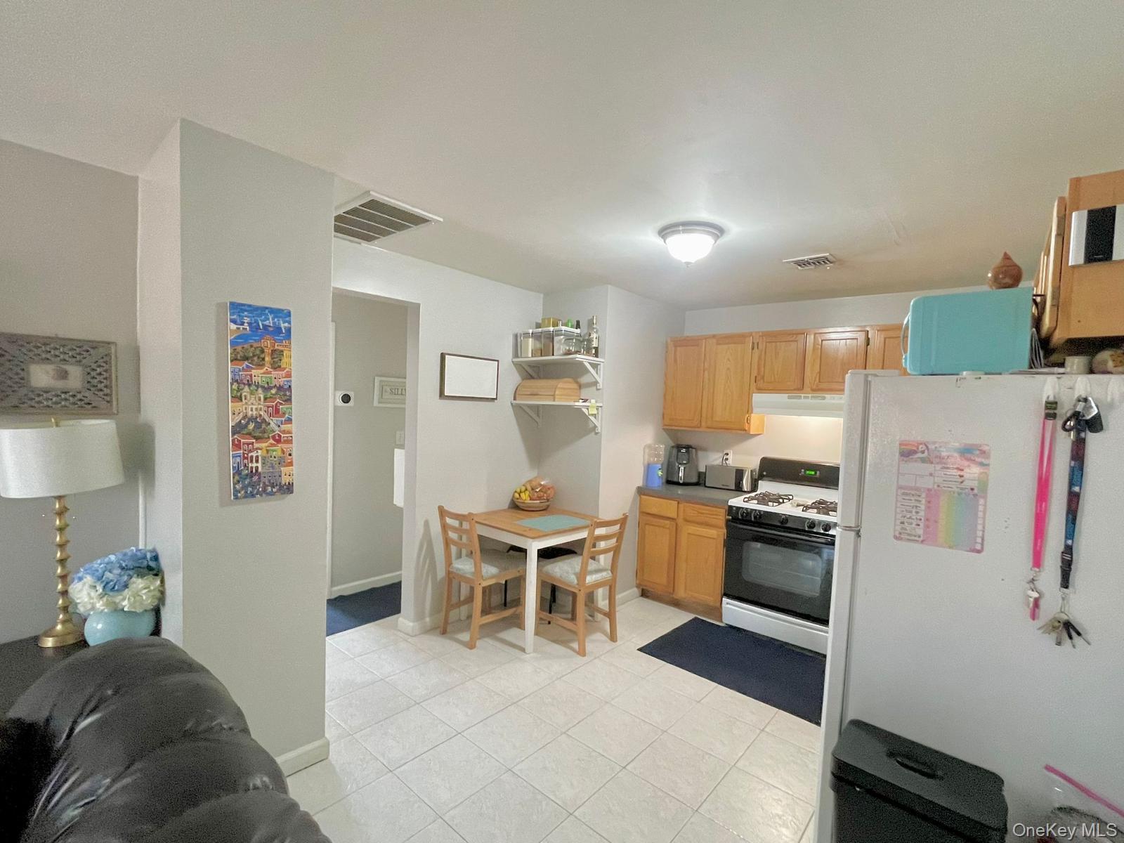 1200 Jericho Turnpike Apt 1 Property Photo 3