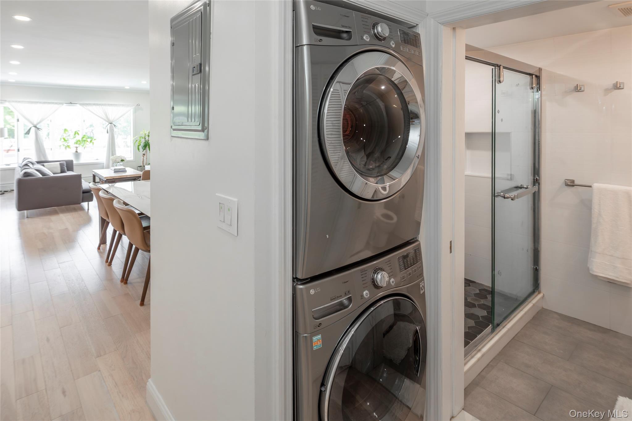 50 Columbus Avenue F10 Property Photo 5