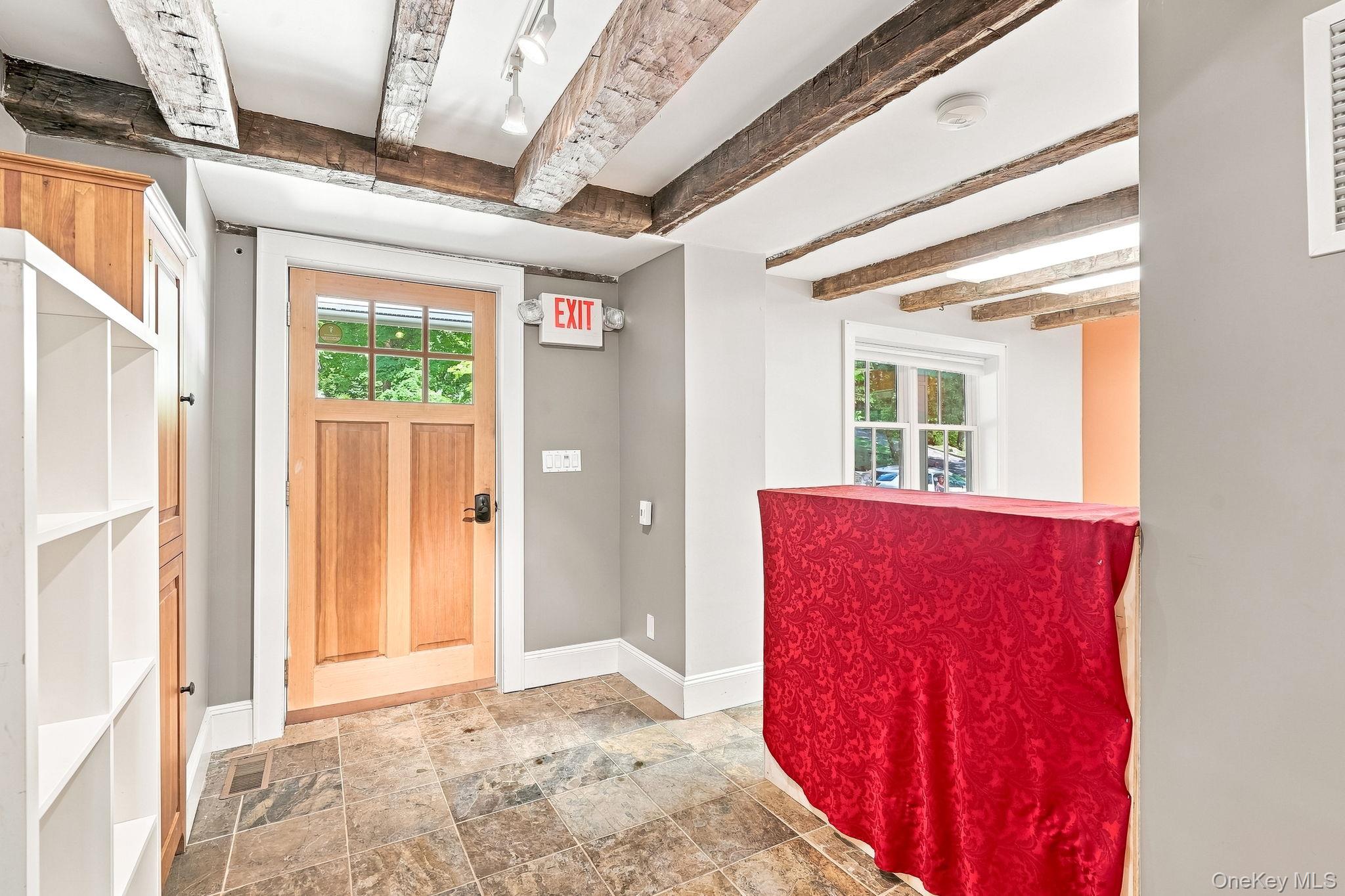 2a Hardscrabble Road Property Photo 11