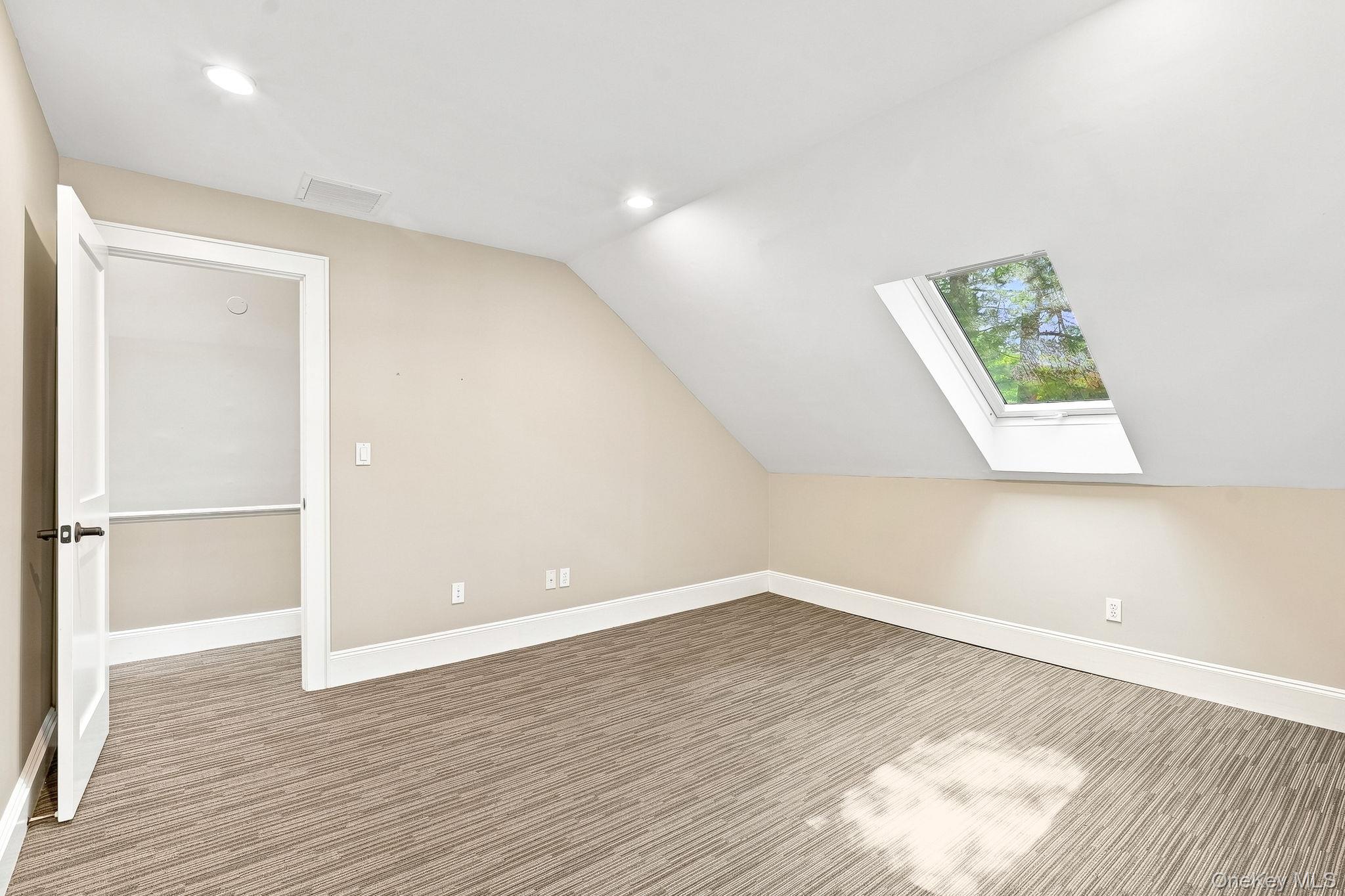 2a Hardscrabble Road Property Photo 30