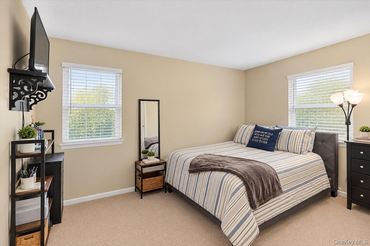 1045 Park Avenue Property Photo 7