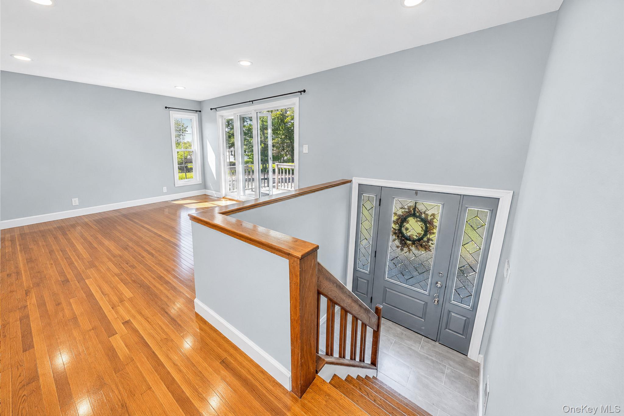 1527 Saint Louis Avenue Property Photo 10
