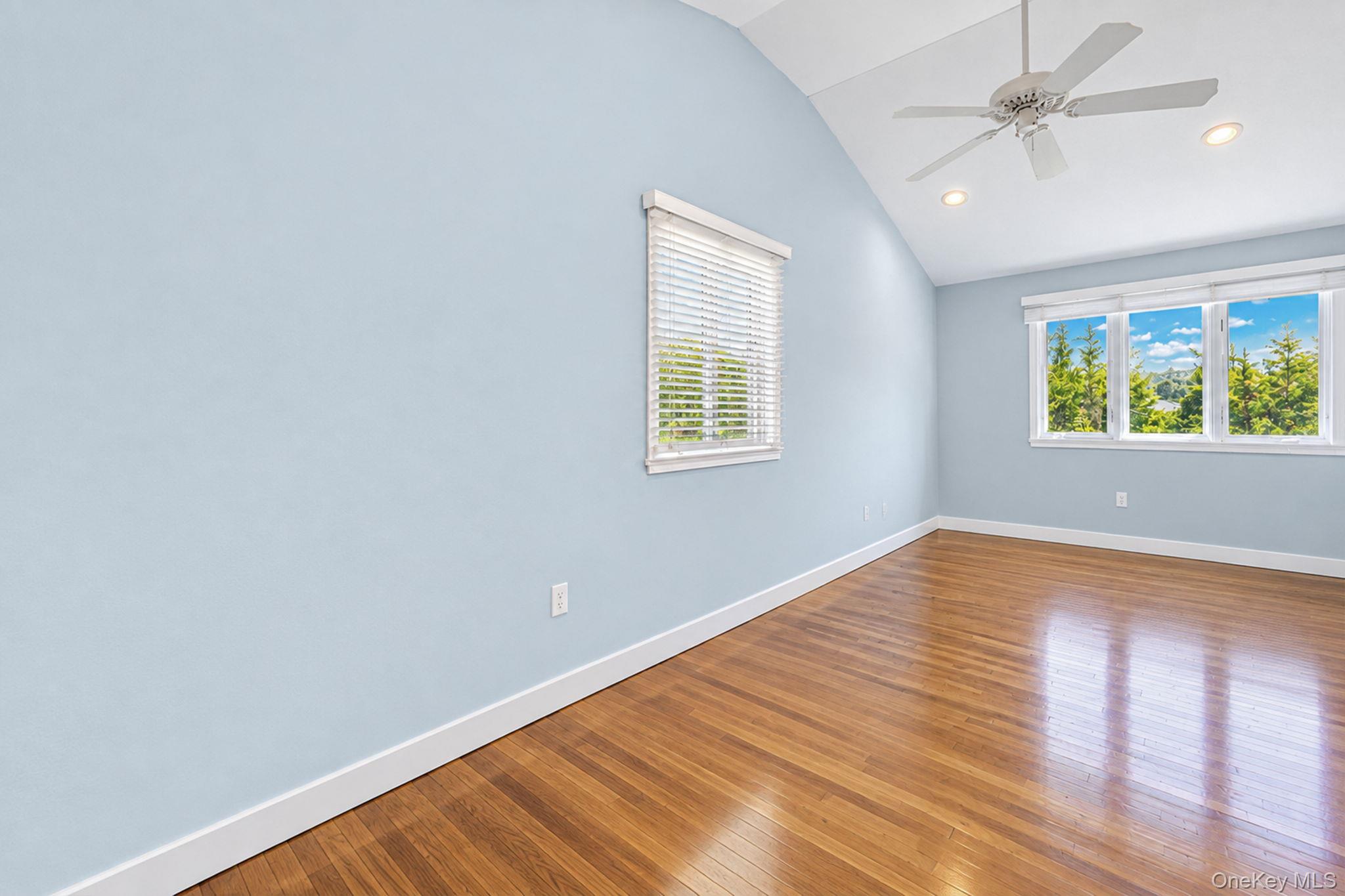 1527 Saint Louis Avenue Property Photo 13