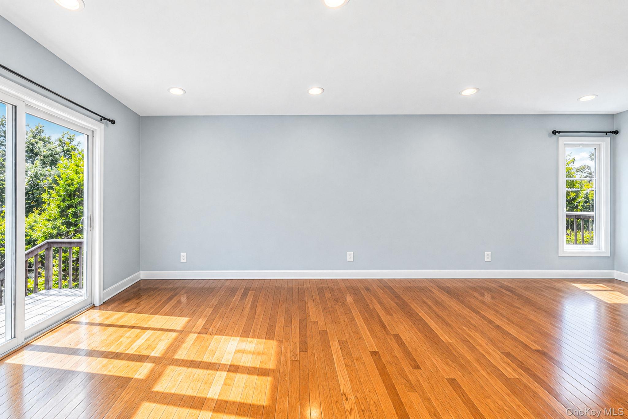 1527 Saint Louis Avenue Property Photo 16