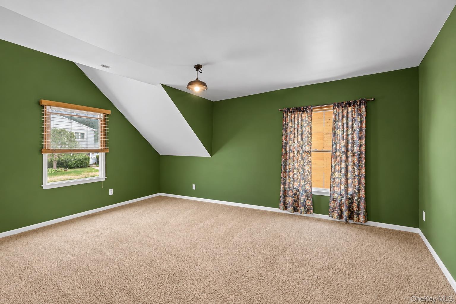 547 Sunnybrook Drive Property Photo 9