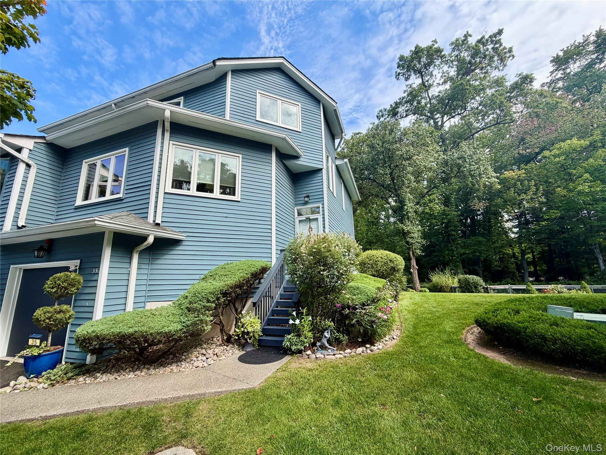 35 Village Green Property Photo 1