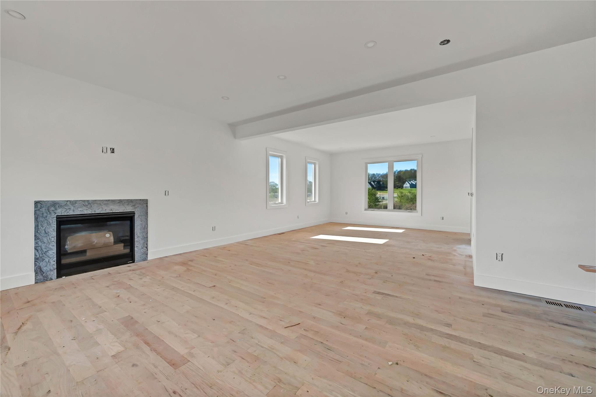 20 Nesheiwat Drive Property Photo 8
