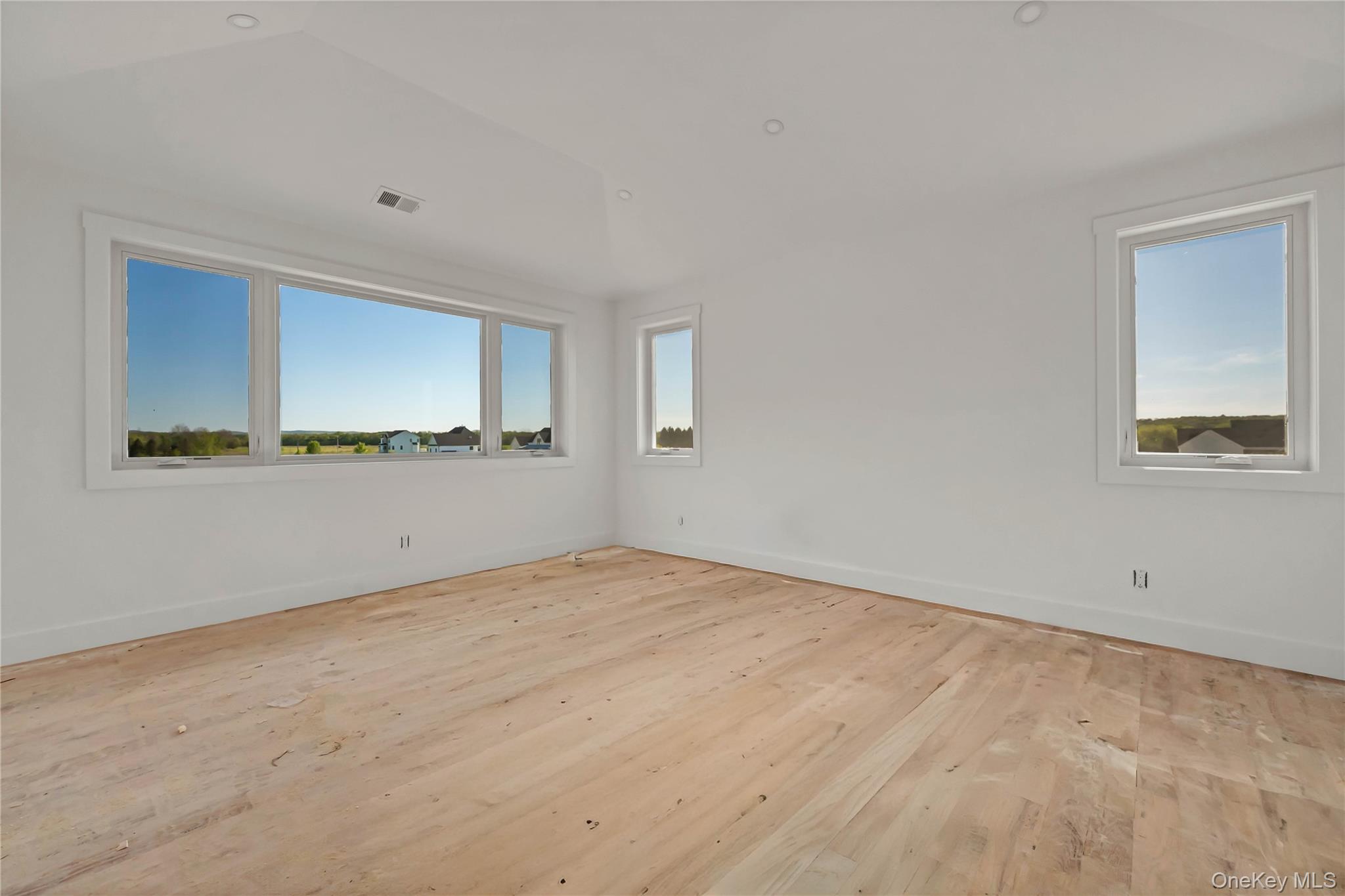 20 Nesheiwat Drive Property Photo 11