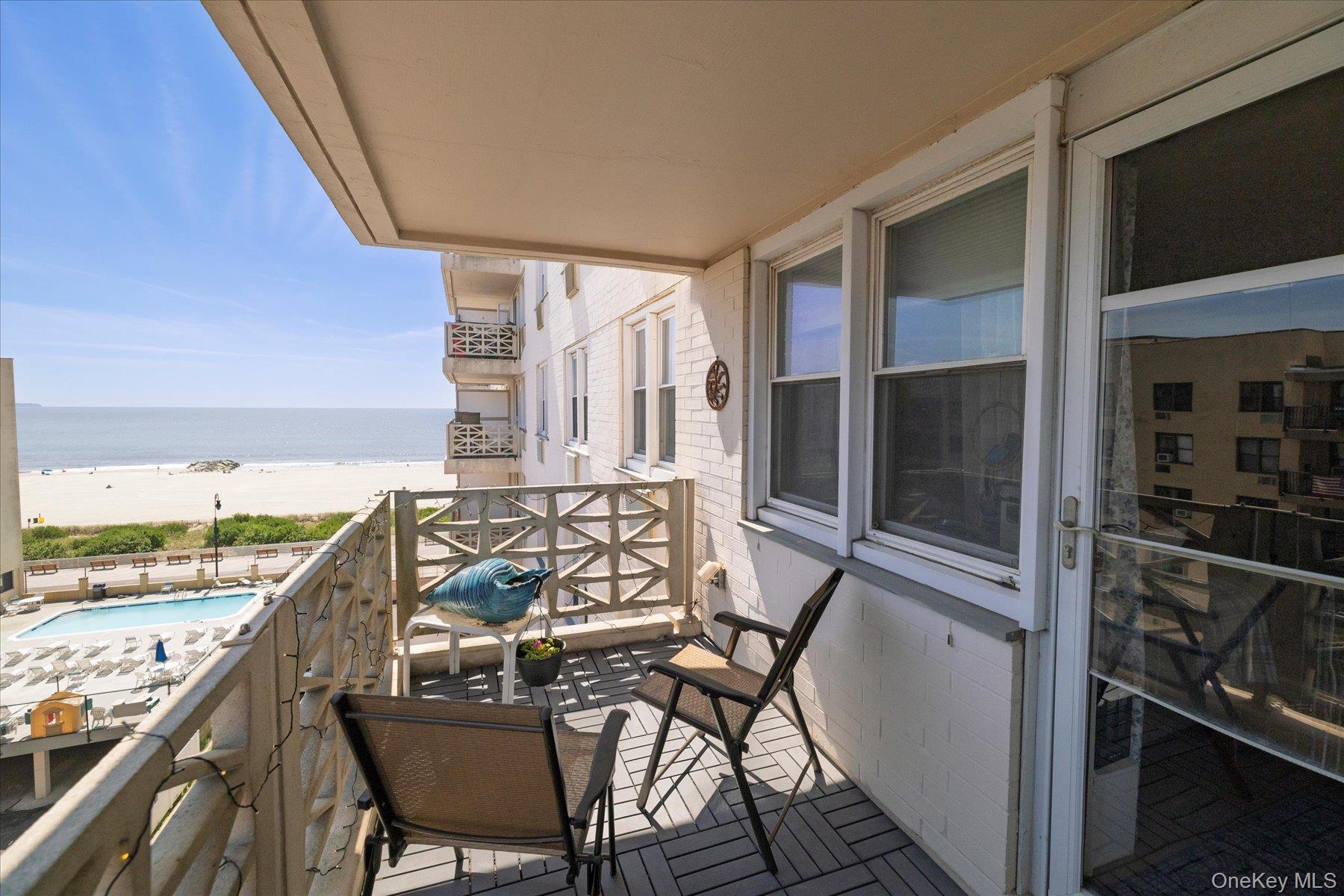 450 Shore 6l Property Photo 17