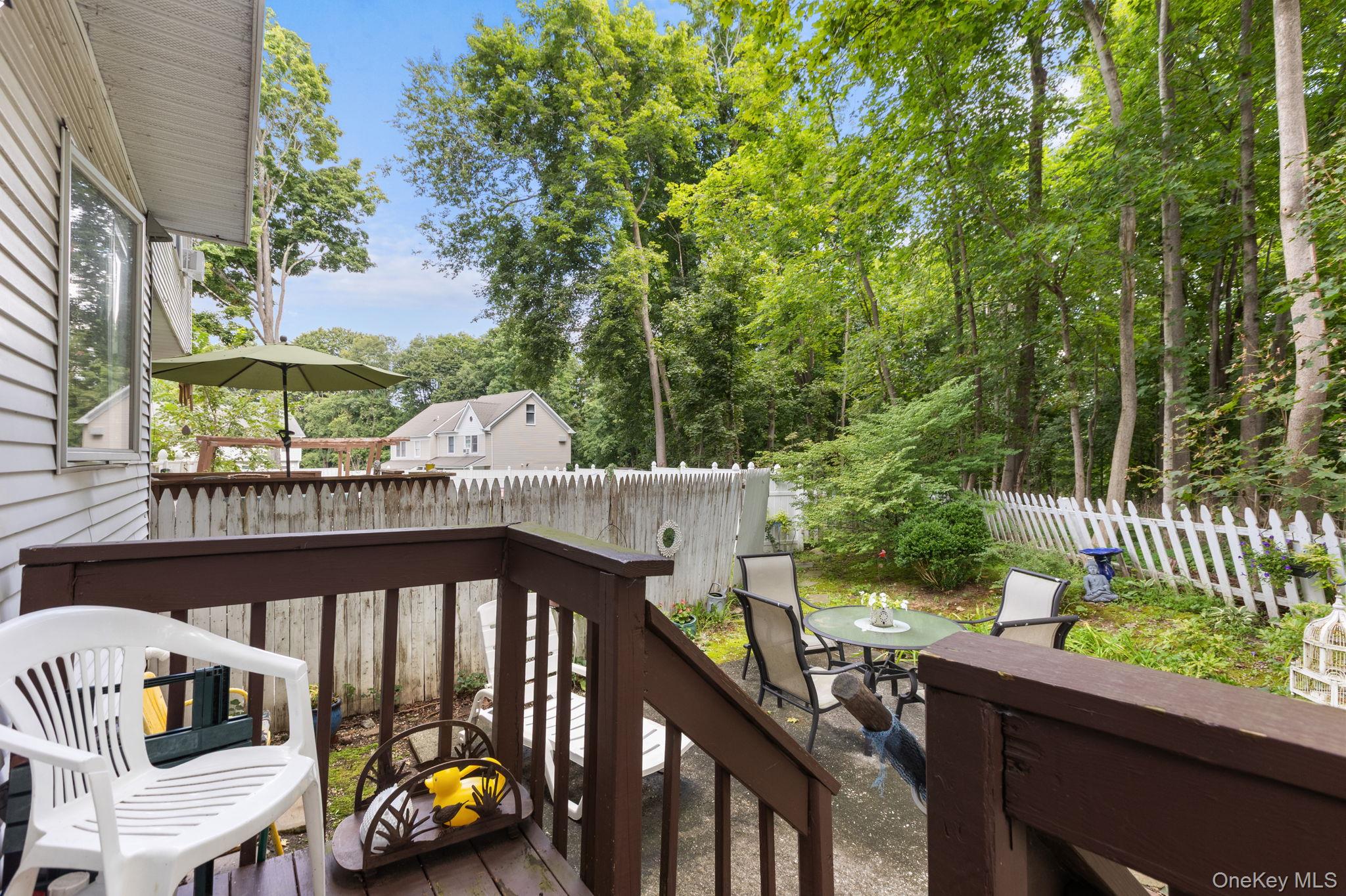 8 Wells Woods Lane Property Photo 12