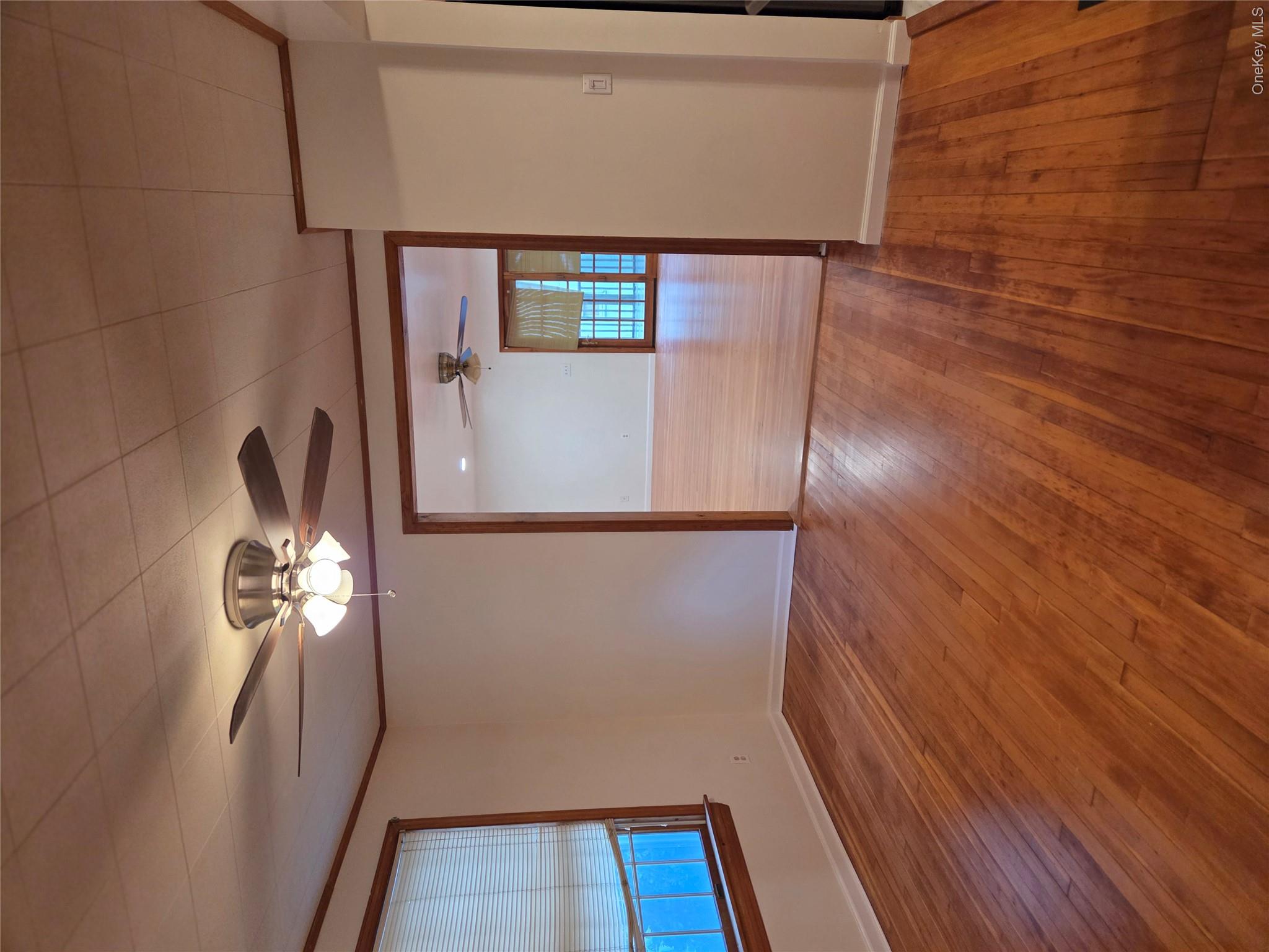 356 3rd Street Property Photo 6