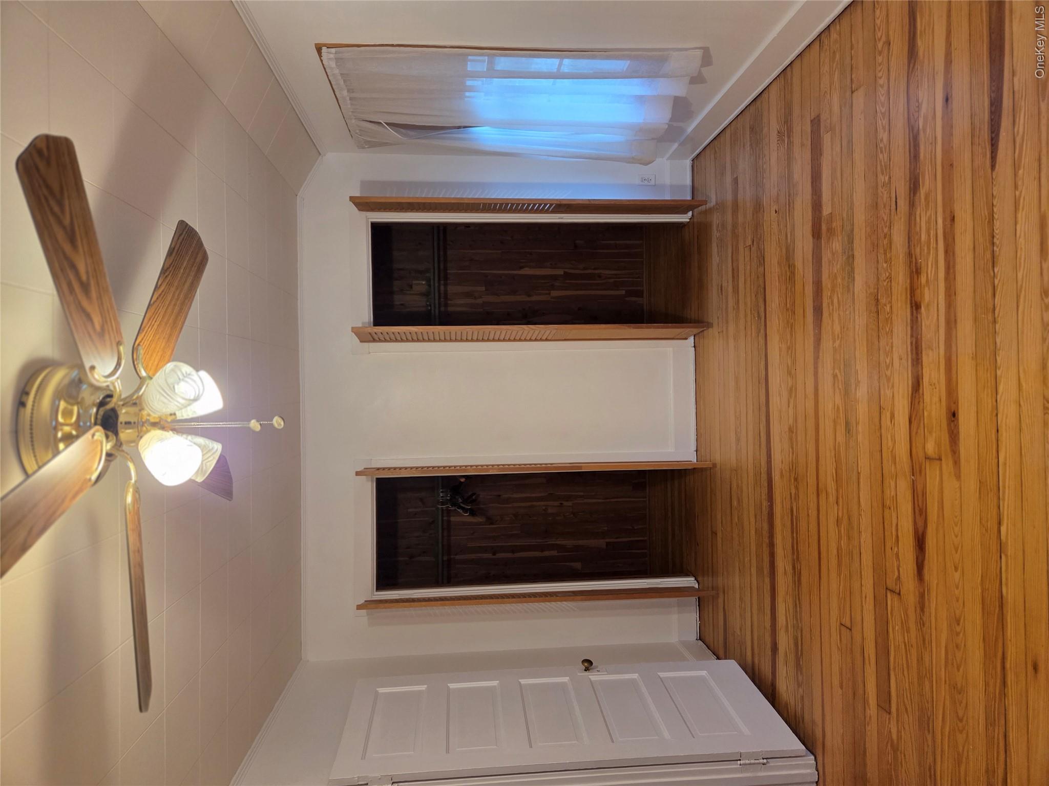 356 3rd Street Property Photo 24