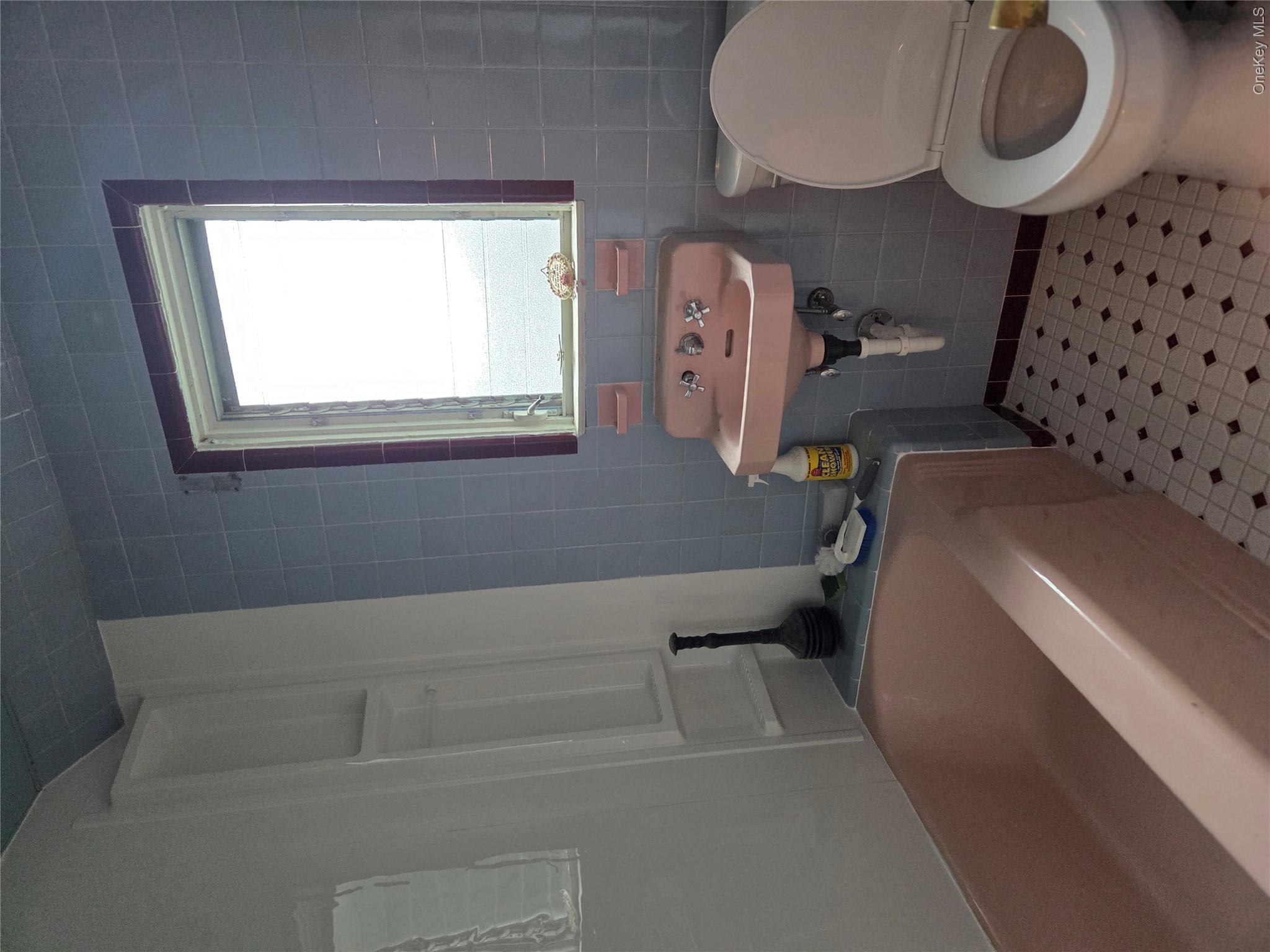 356 3rd Street Property Photo 25