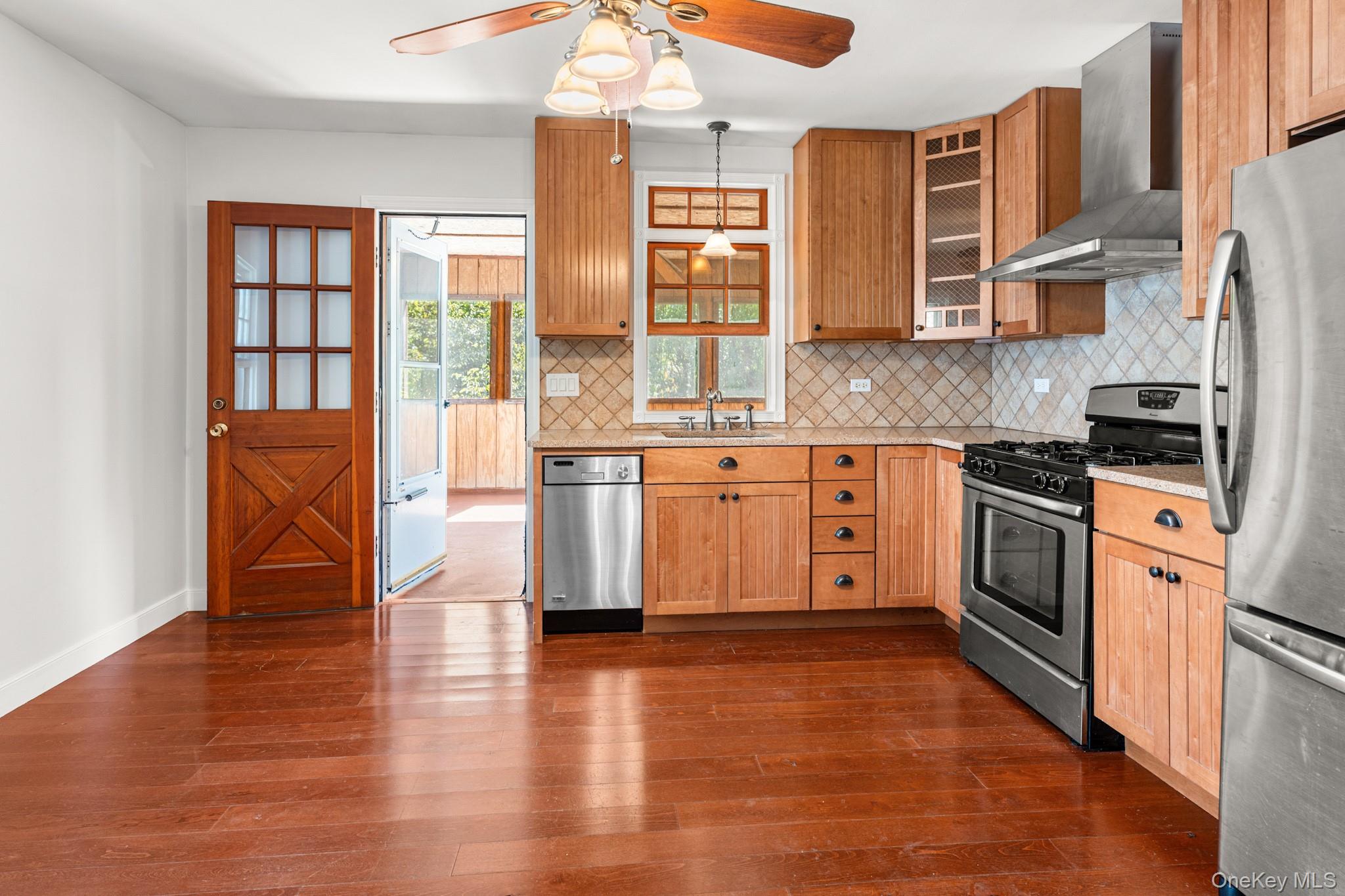 141 Homewood Avenue Property Photo 4