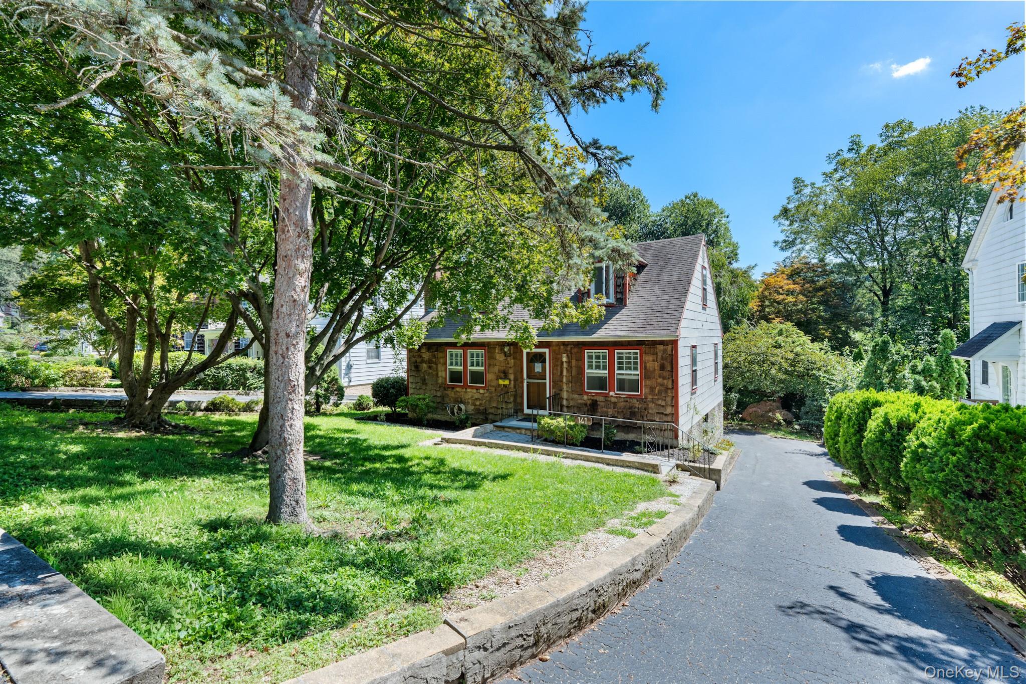 141 Homewood Avenue Property Photo 32