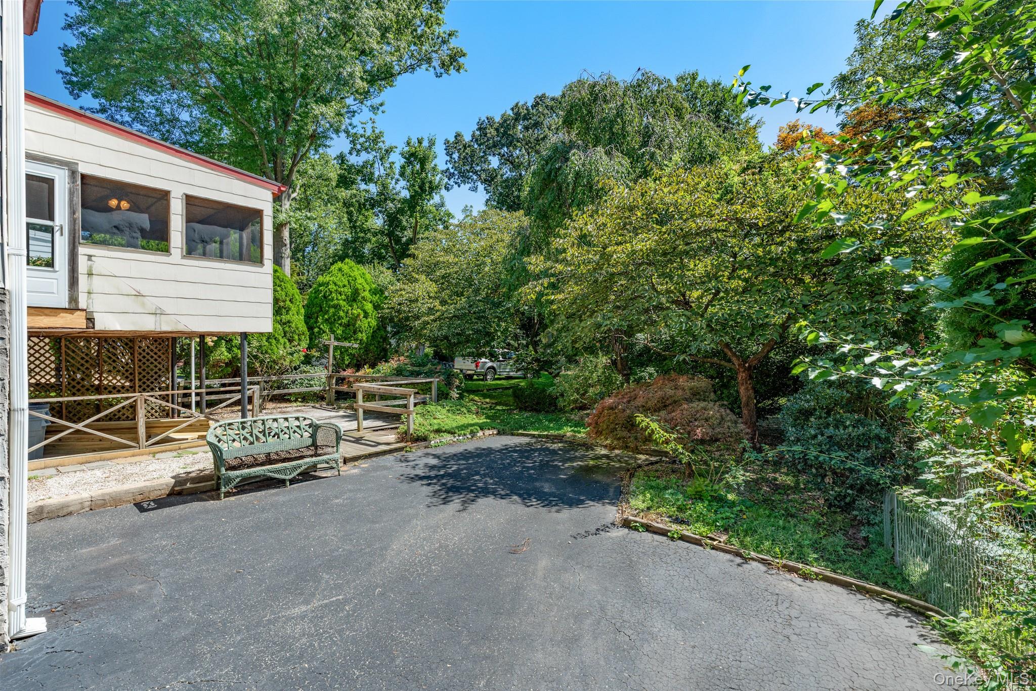 141 Homewood Avenue Property Photo 34