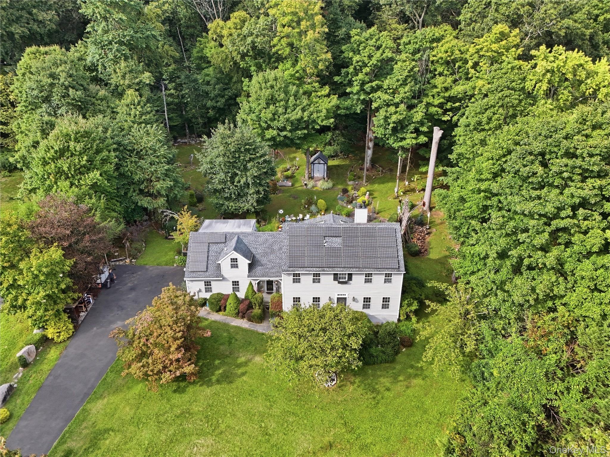 40 Apple Hill Drive Property Photo 1