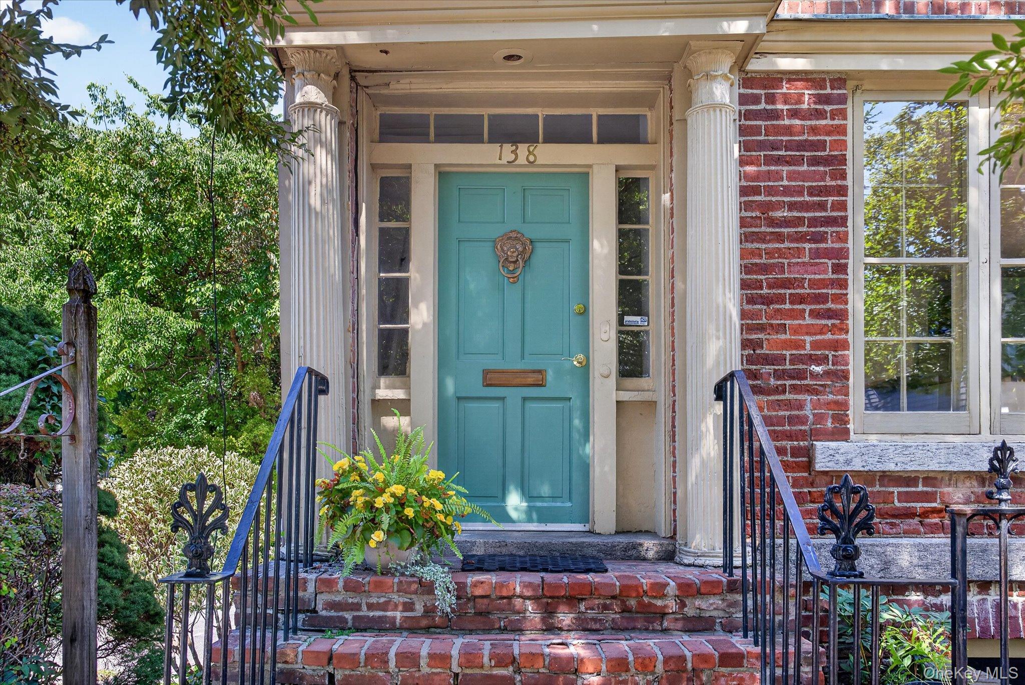 138 Main Street Property Photo 3