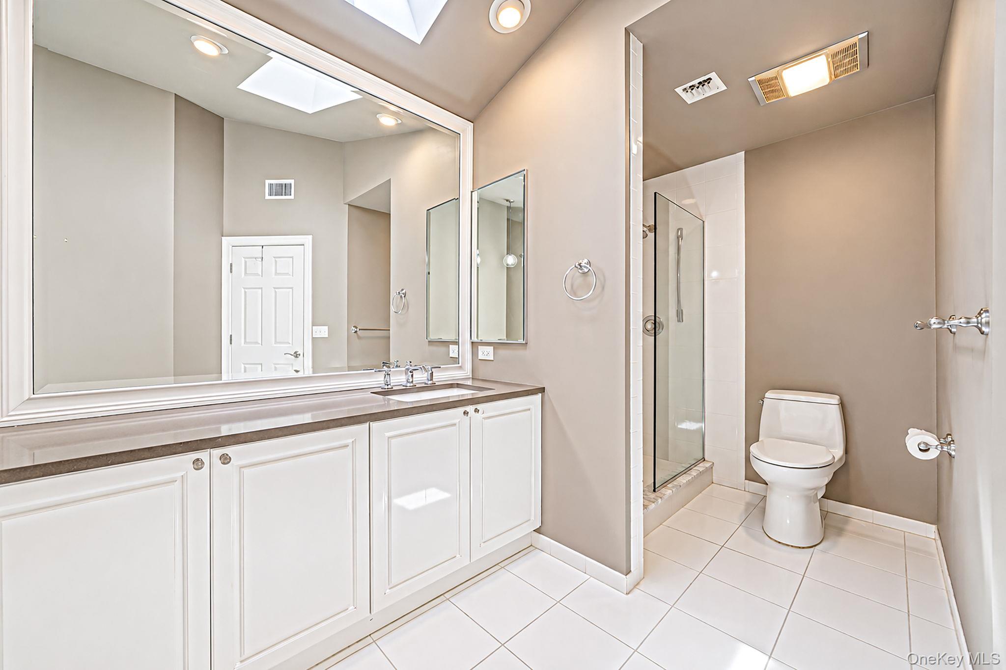 6 Hamlet Drive Property Photo 16