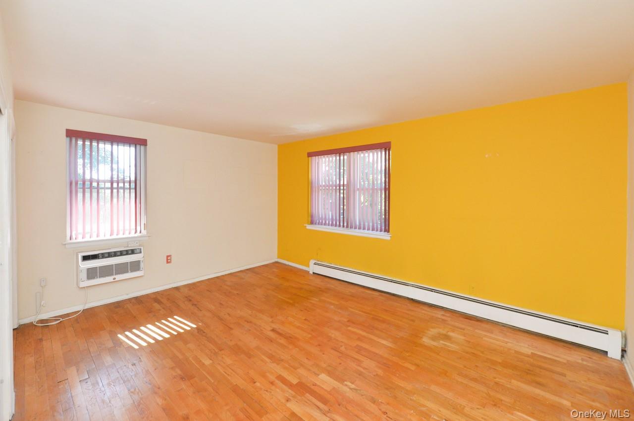 201 Kearsing Parkway G Property Photo 4