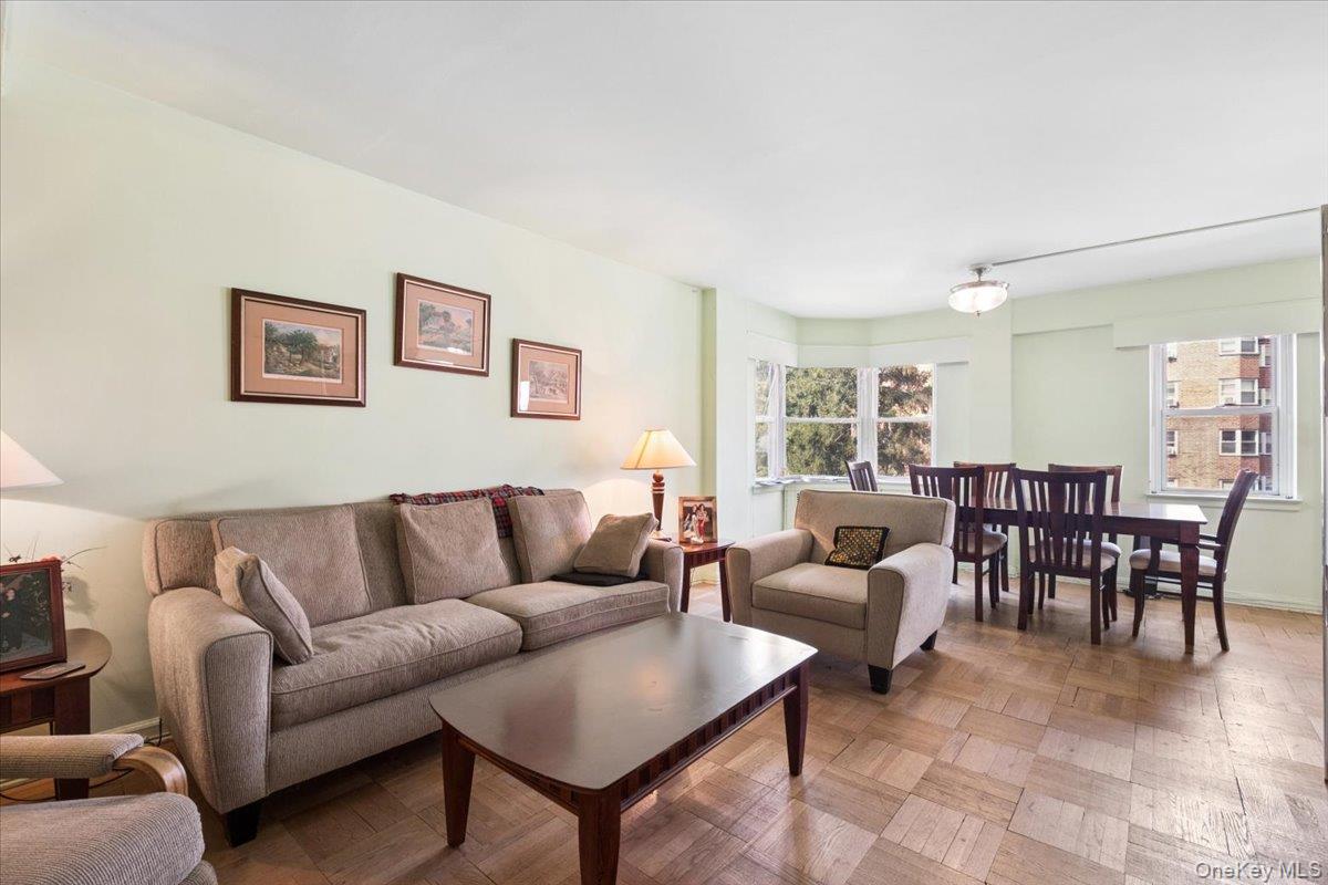 235 Garth Road C4e Property Photo 6