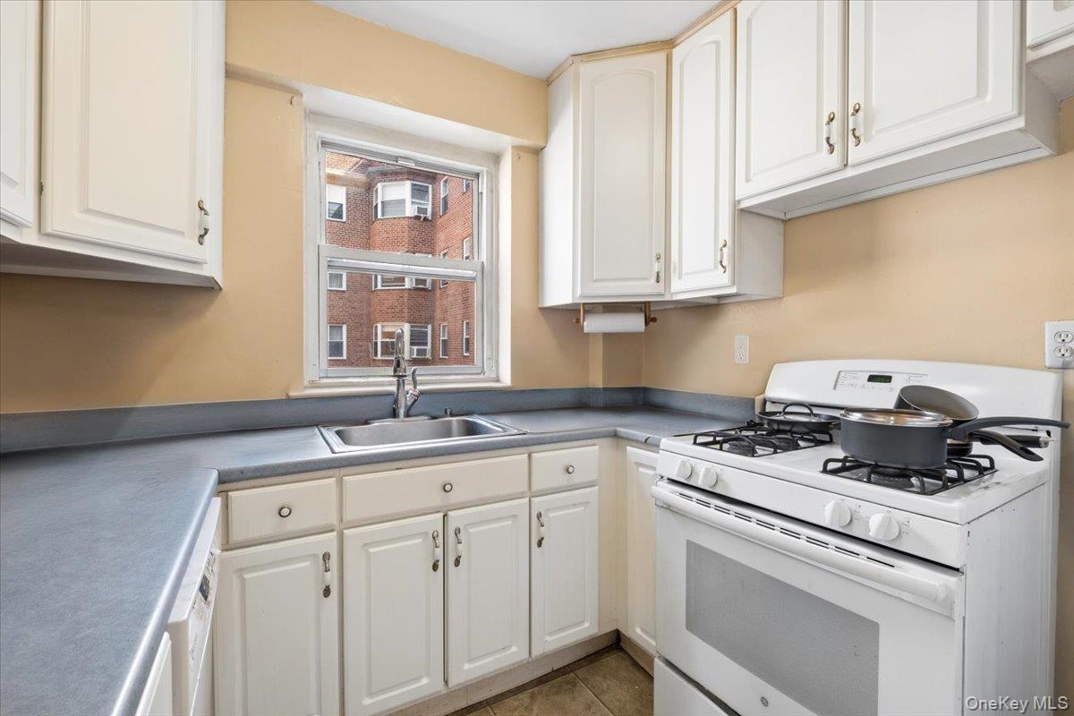 235 Garth Road C4e Property Photo 14
