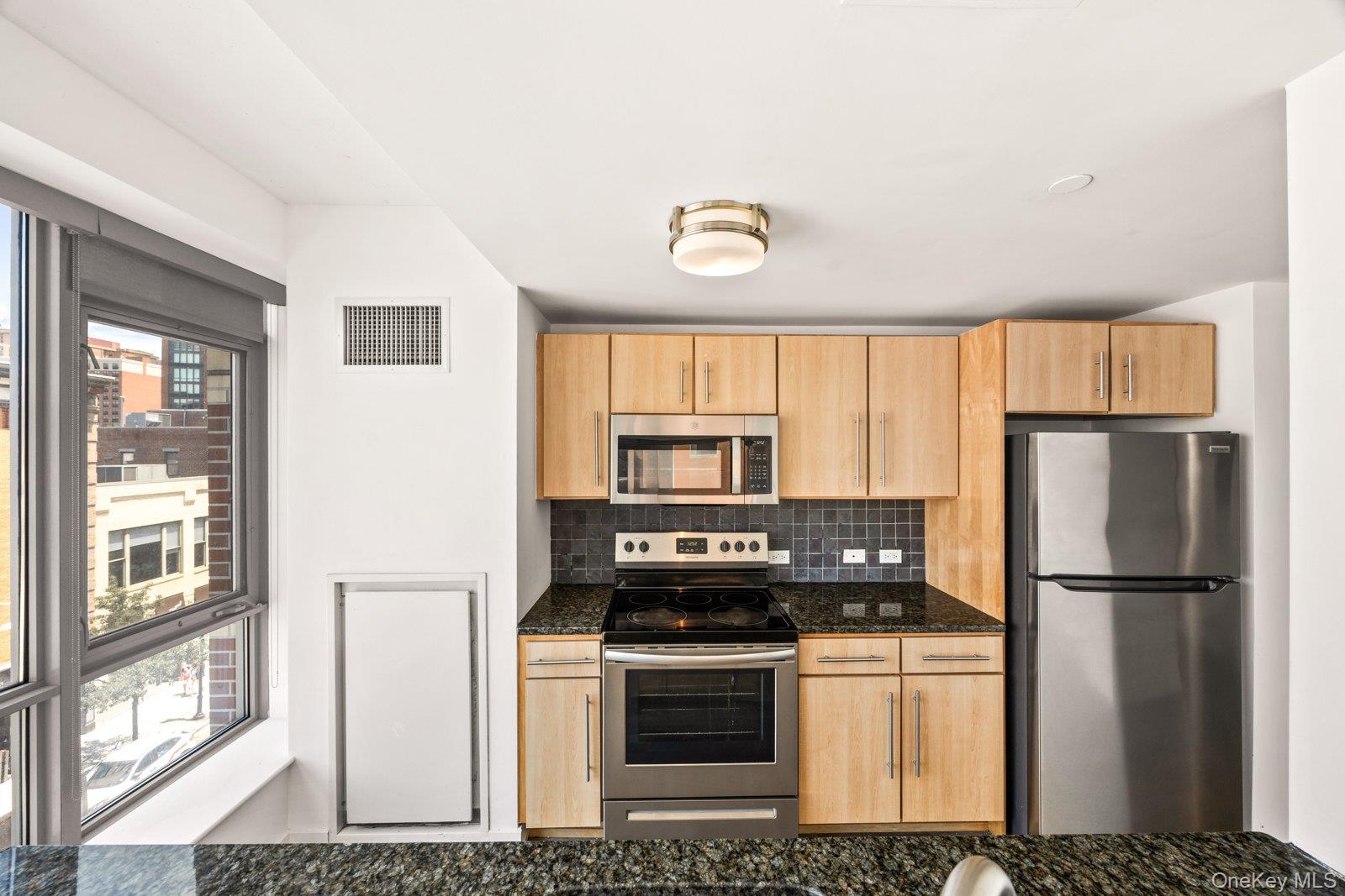 66 Main Street 405 Property Photo 6