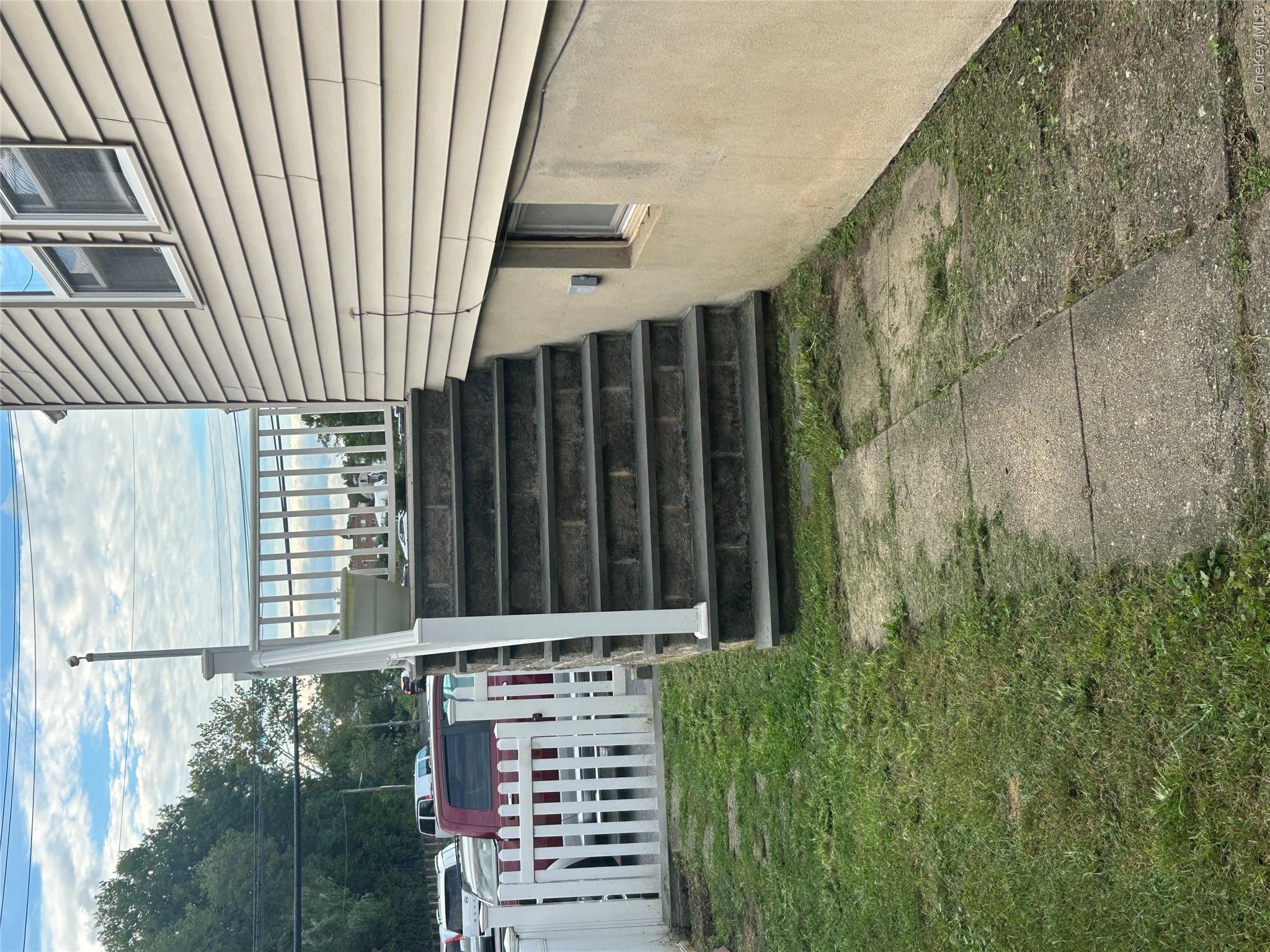 155d 1 Center Drive D Property Photo 2