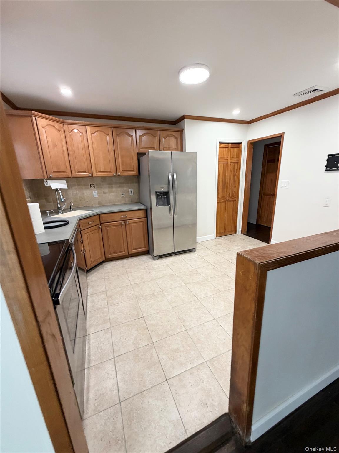 53 Longworth Avenue Property Photo 3
