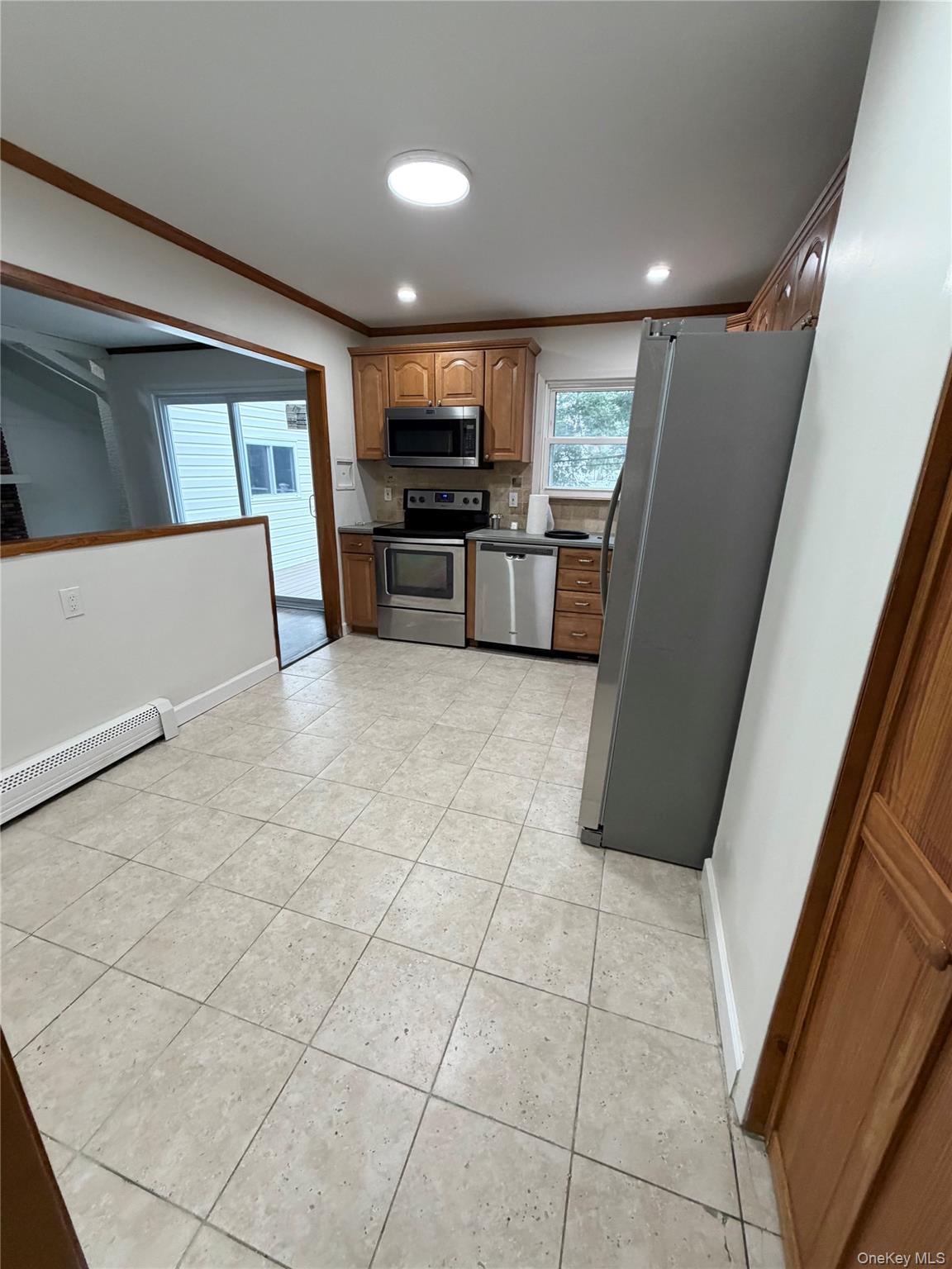 53 Longworth Avenue Property Photo 4