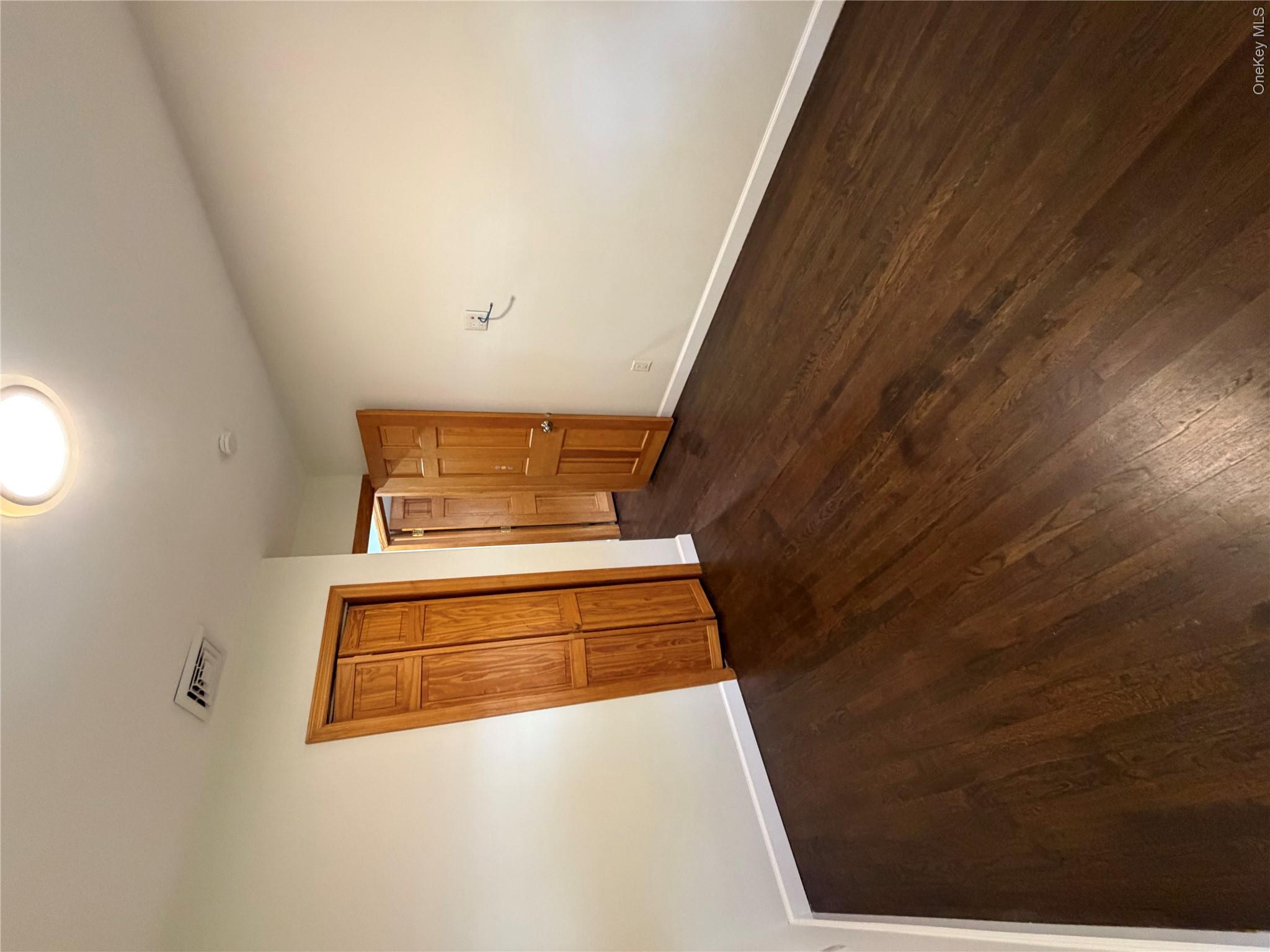 53 Longworth Avenue Property Photo 9