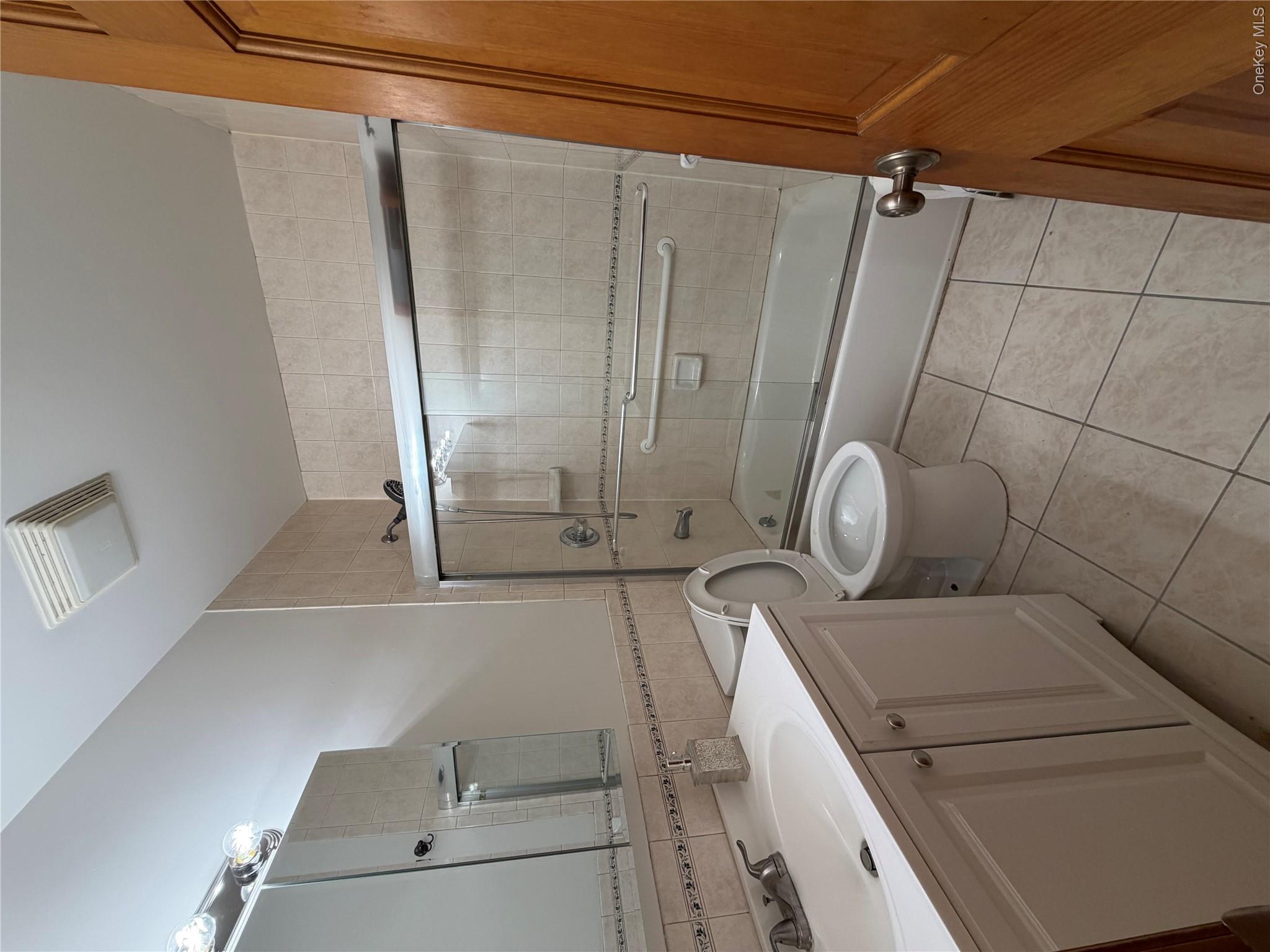 53 Longworth Avenue Property Photo 10