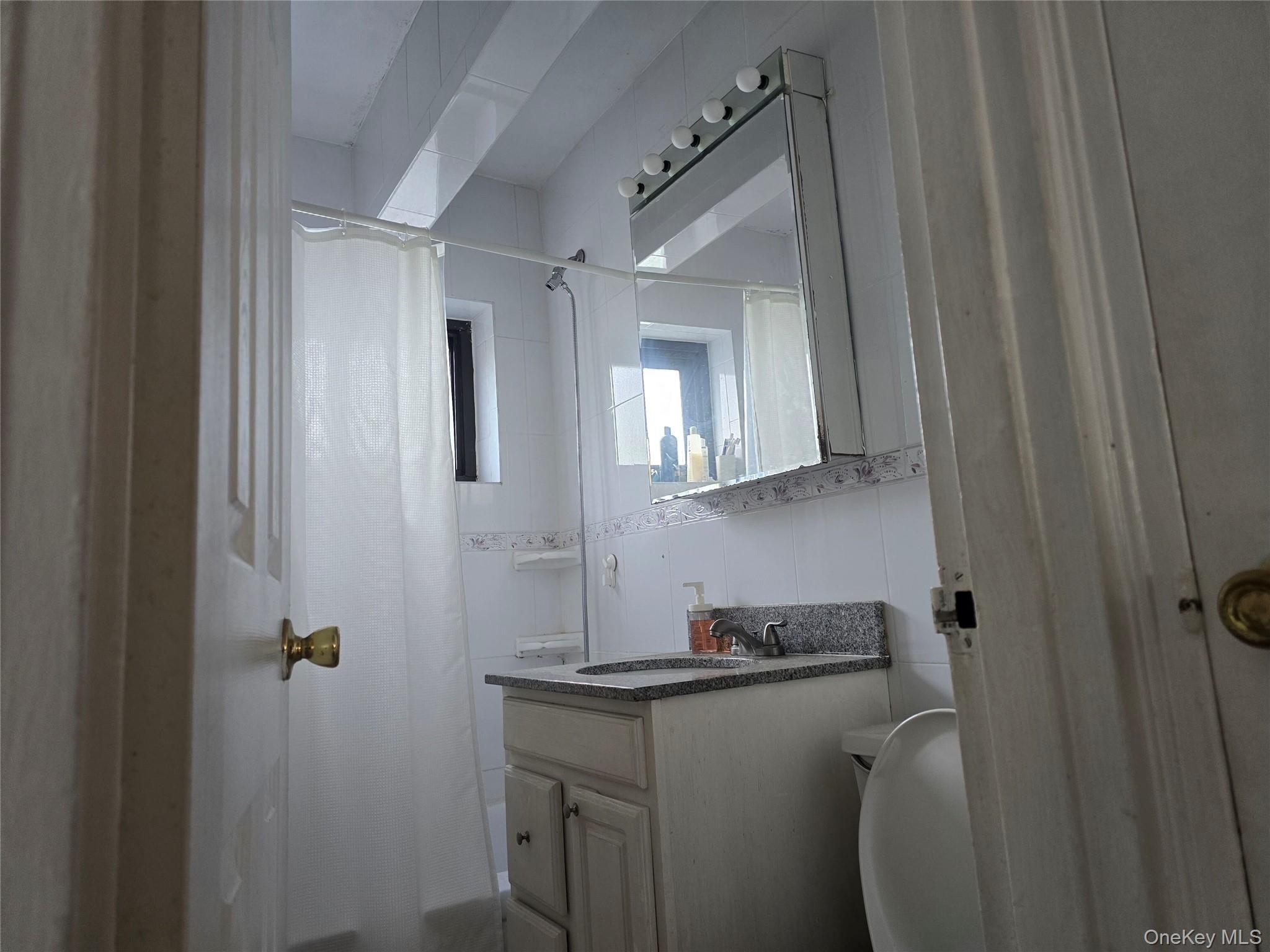 86-70 Francis Lewis A78 Property Photo 6