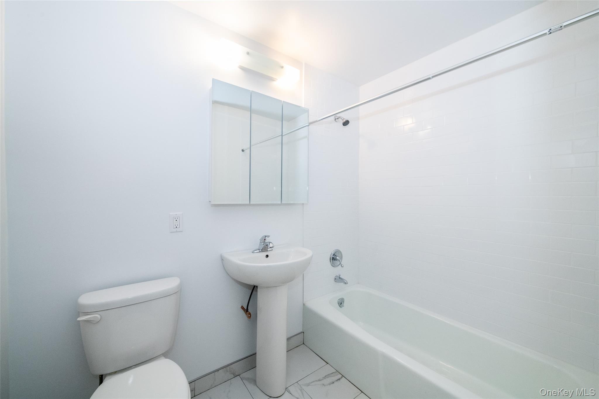 7 Lake Street 4-g Property Photo 8