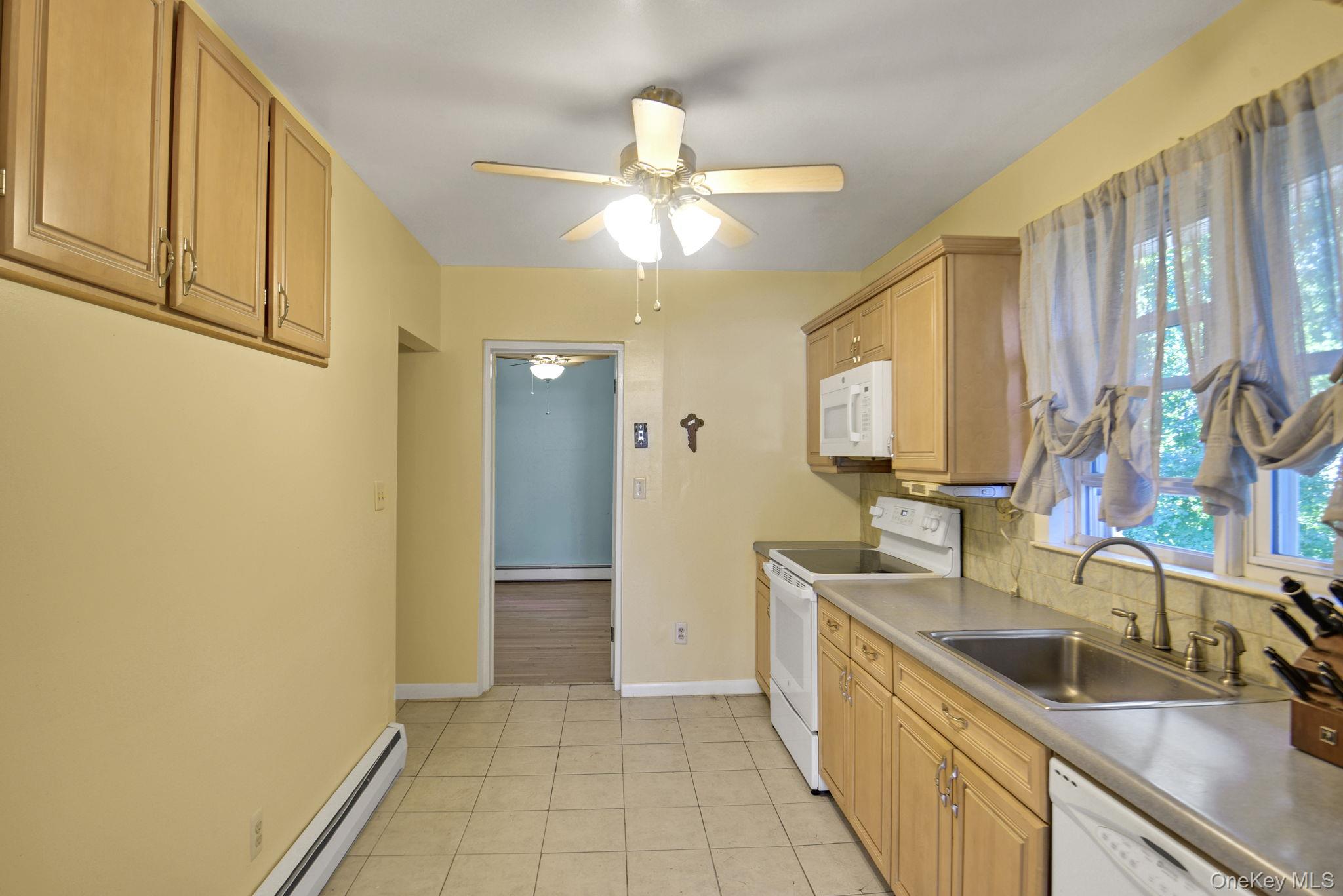 6 Arbutus Street Property Photo 11