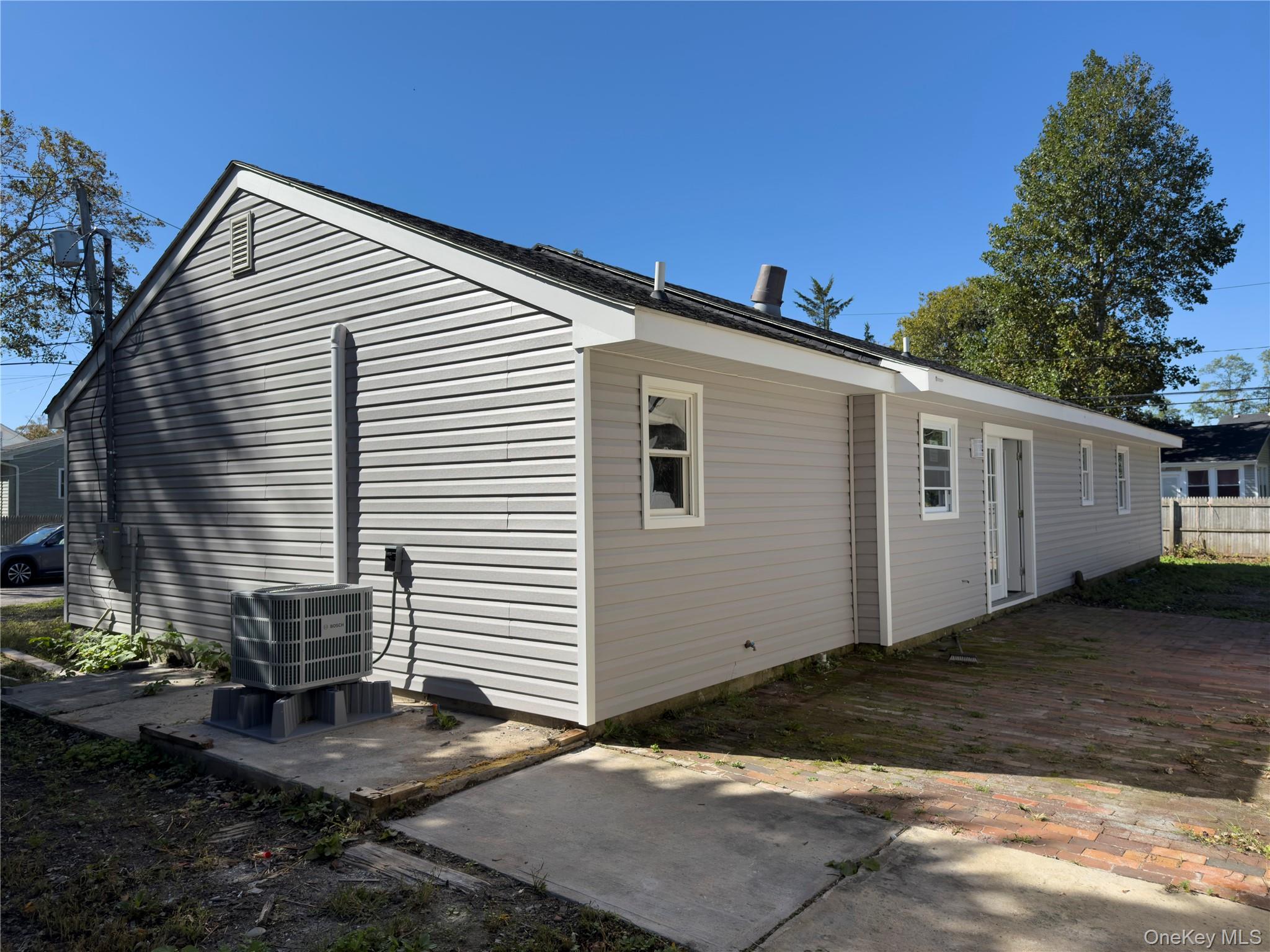 21 Astoria Road Property Photo 31