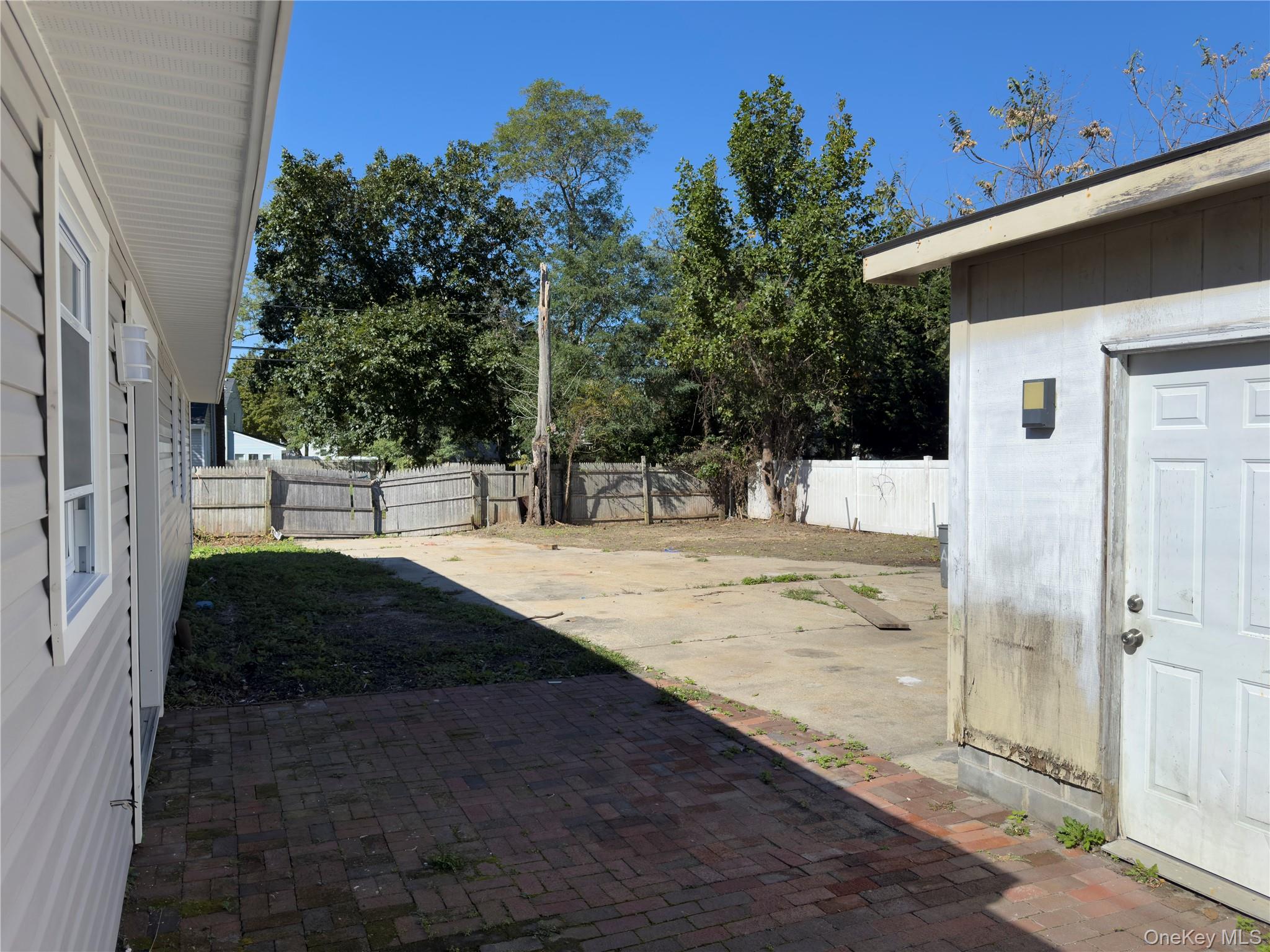 21 Astoria Road Property Photo 34