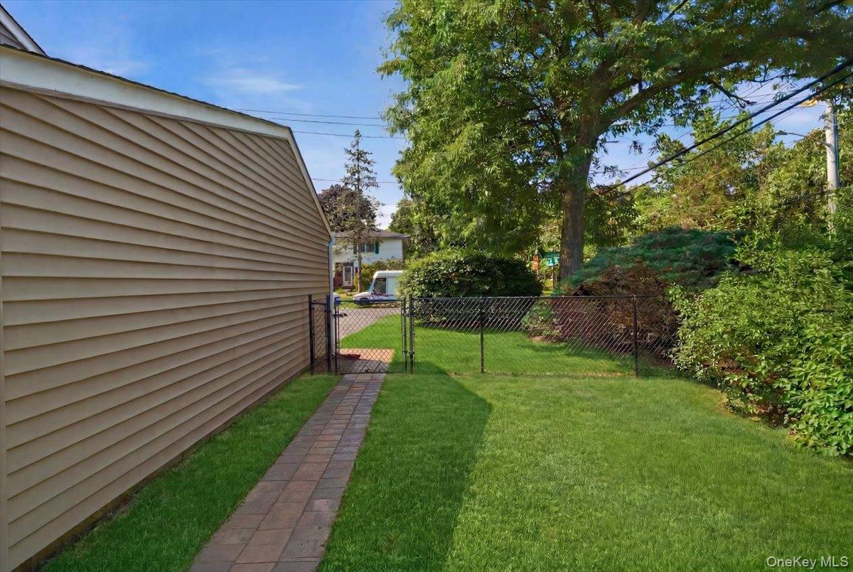 1 Rocco Drive Property Photo 3